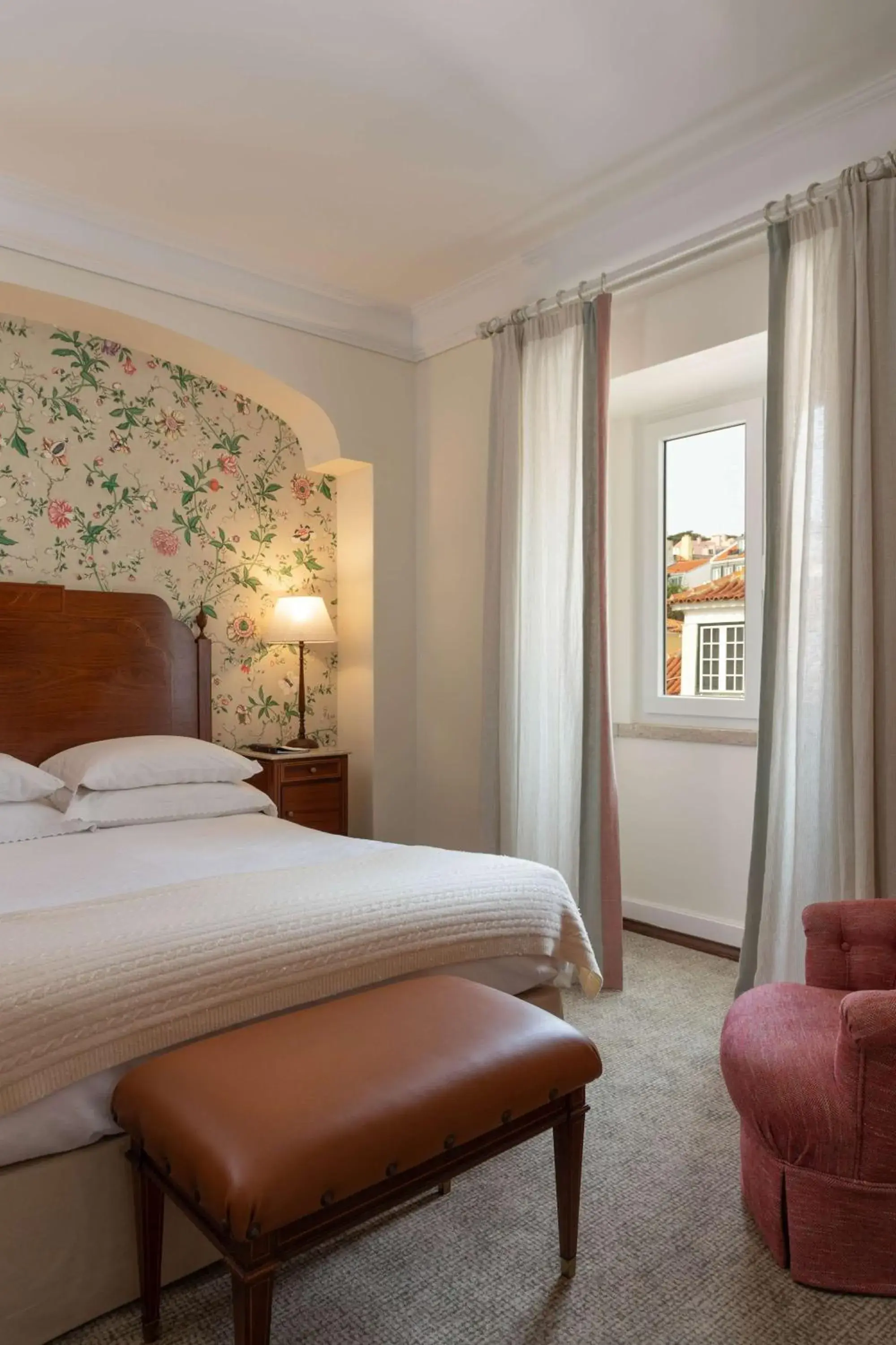 Classic Room in As Janelas Verdes Inn - Lisbon Heritage Collection - Riverside Classic Room in As Janelas Verdes Inn - Lisbon Heritage Collection - Riverside