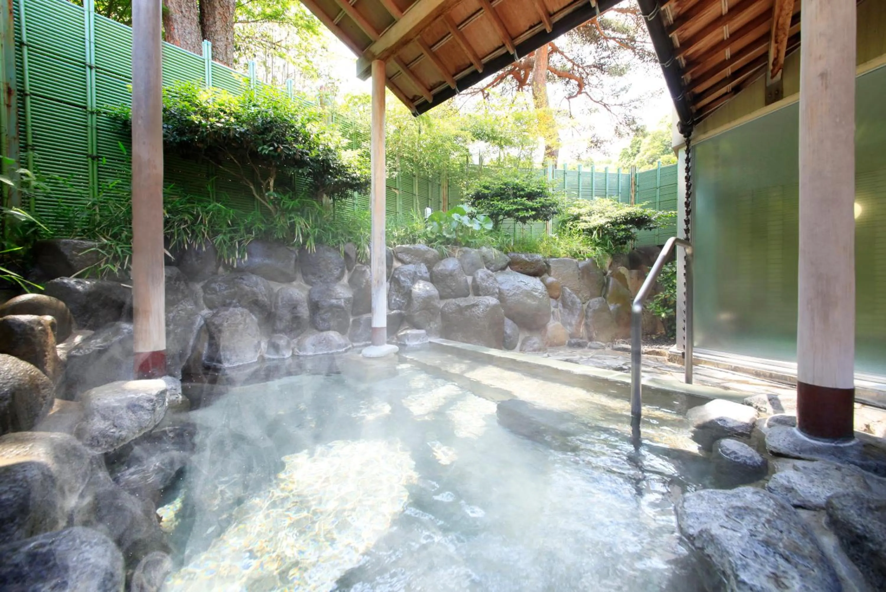 Izuajiro-onsen Shoufuen