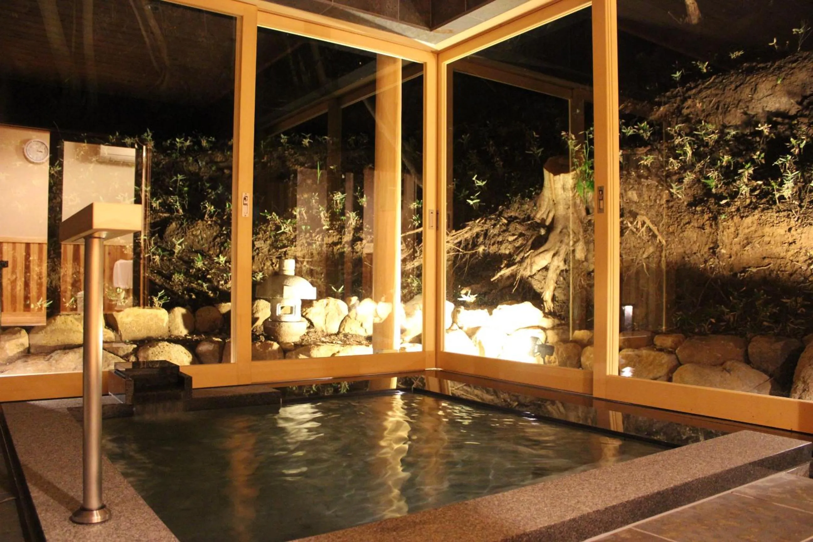 Izuajiro-onsen Shoufuen