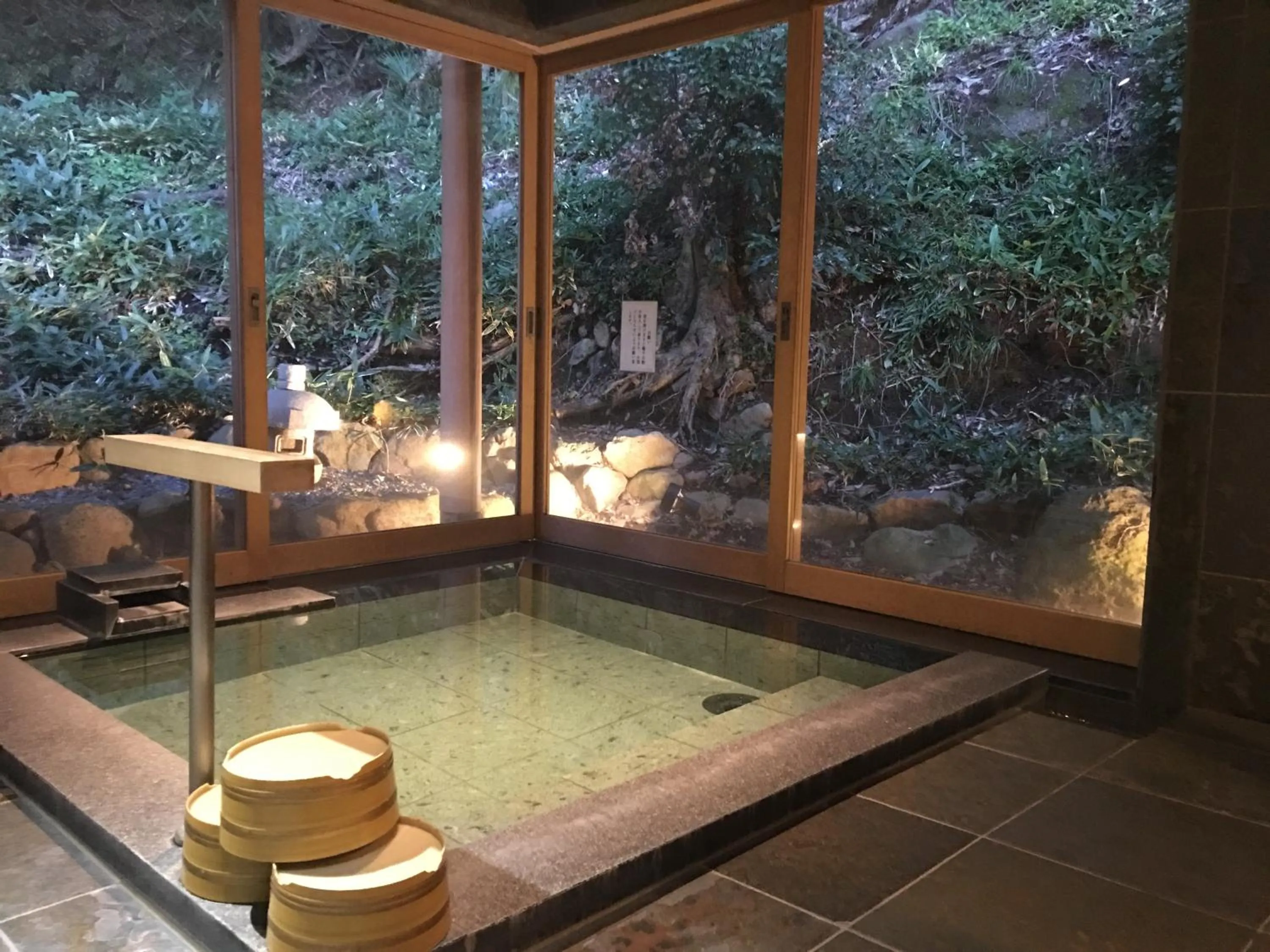 Izuajiro-onsen Shoufuen
