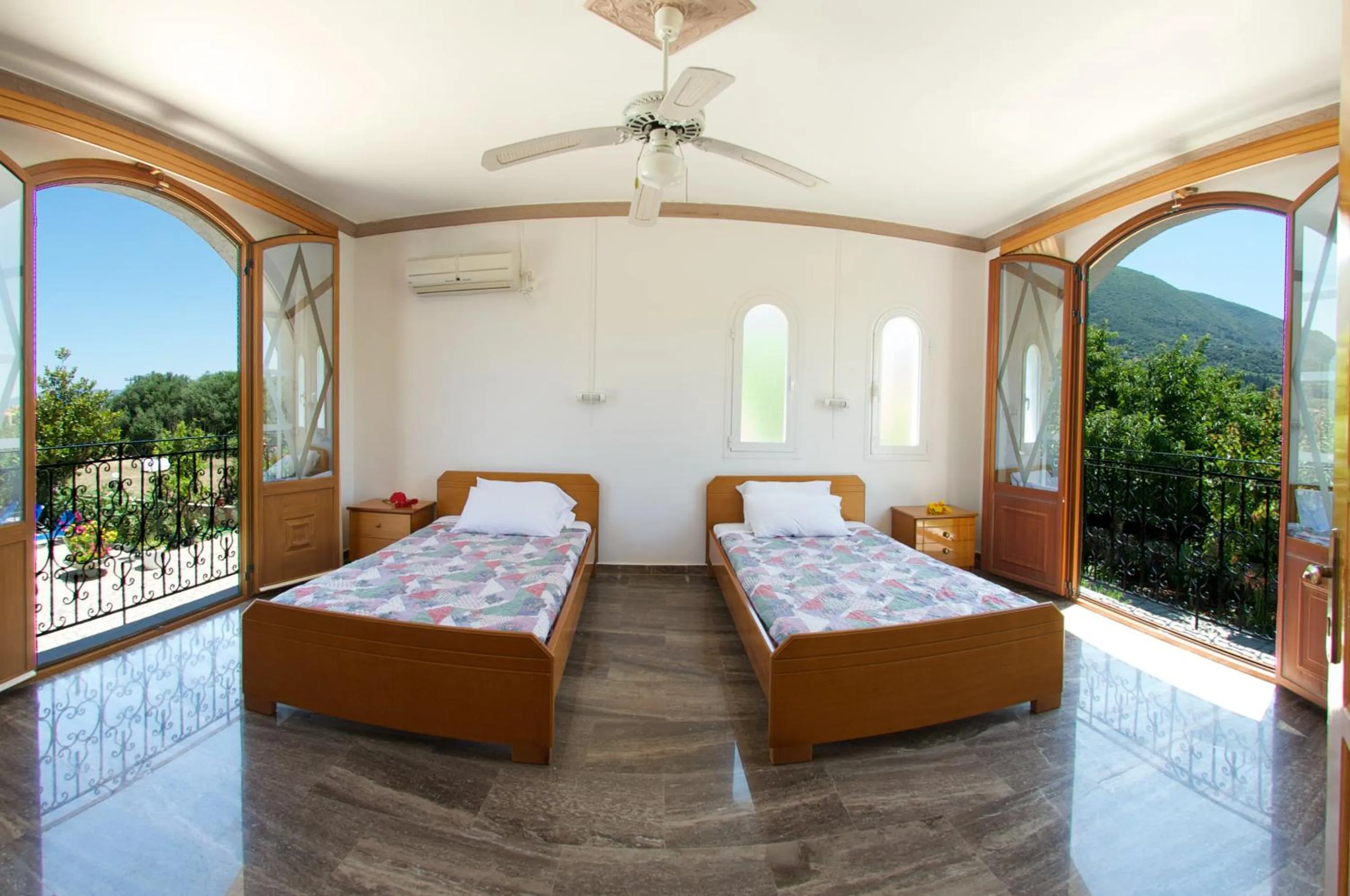 Bedroom, Bed in Nikos Studios and Apartments