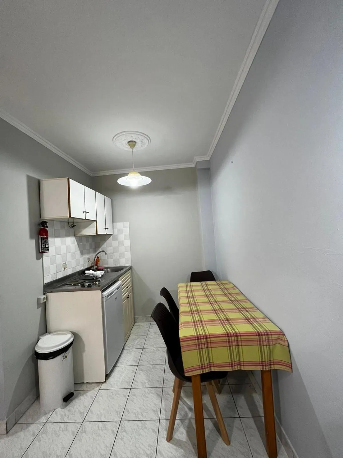 Nikos Studios and Apartments