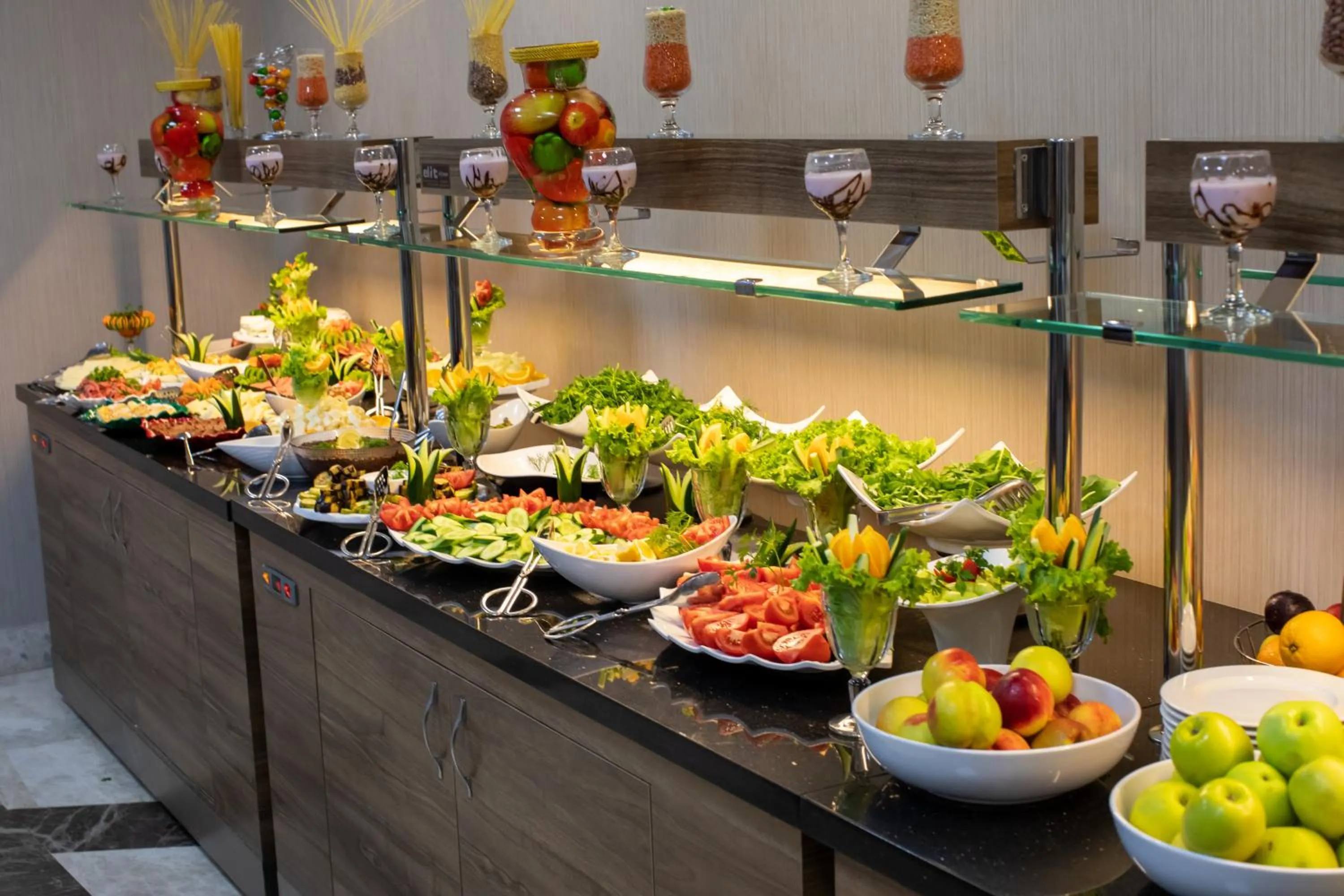 Buffet breakfast in Extenso Hotel