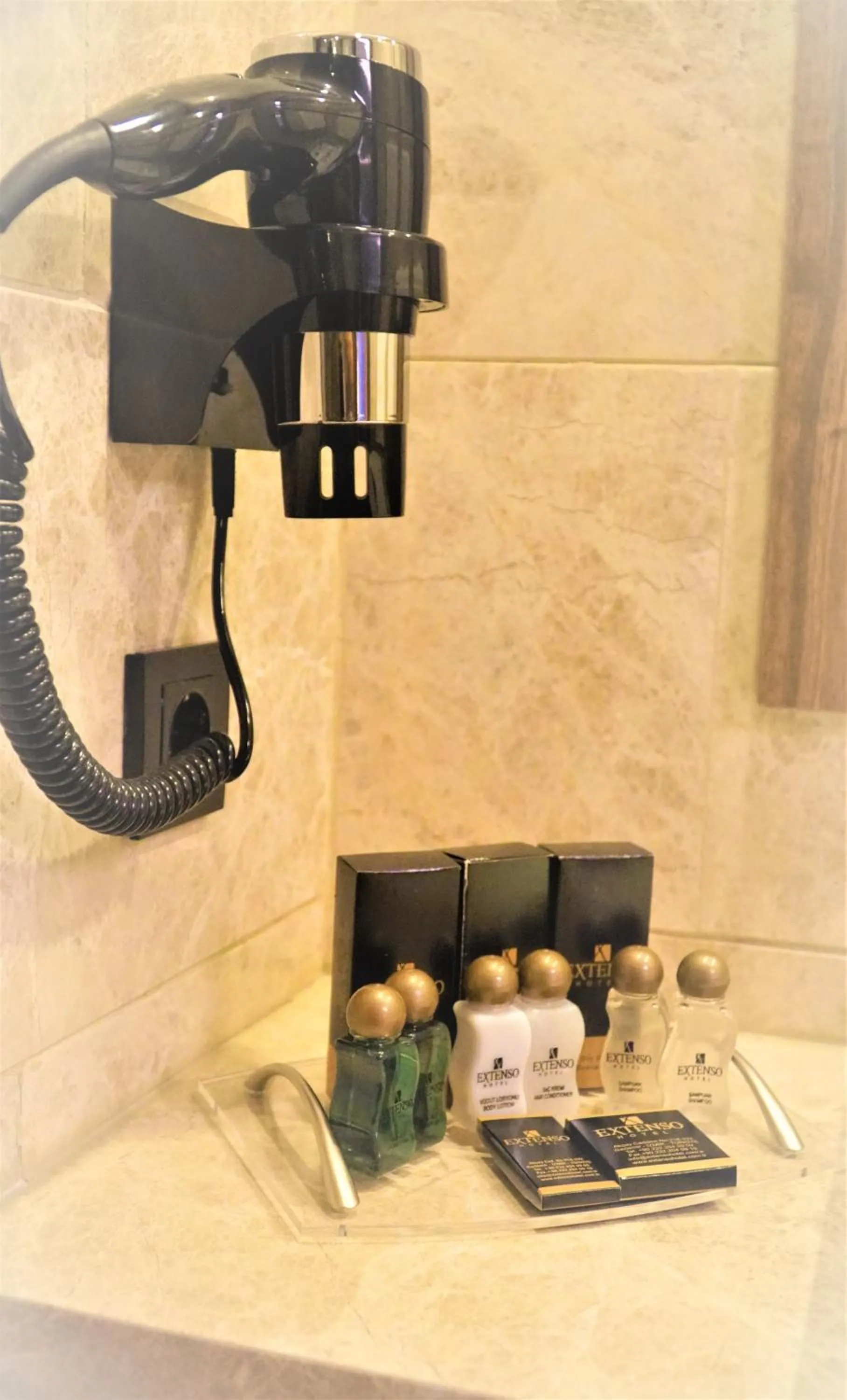 Bathroom in Extenso Hotel