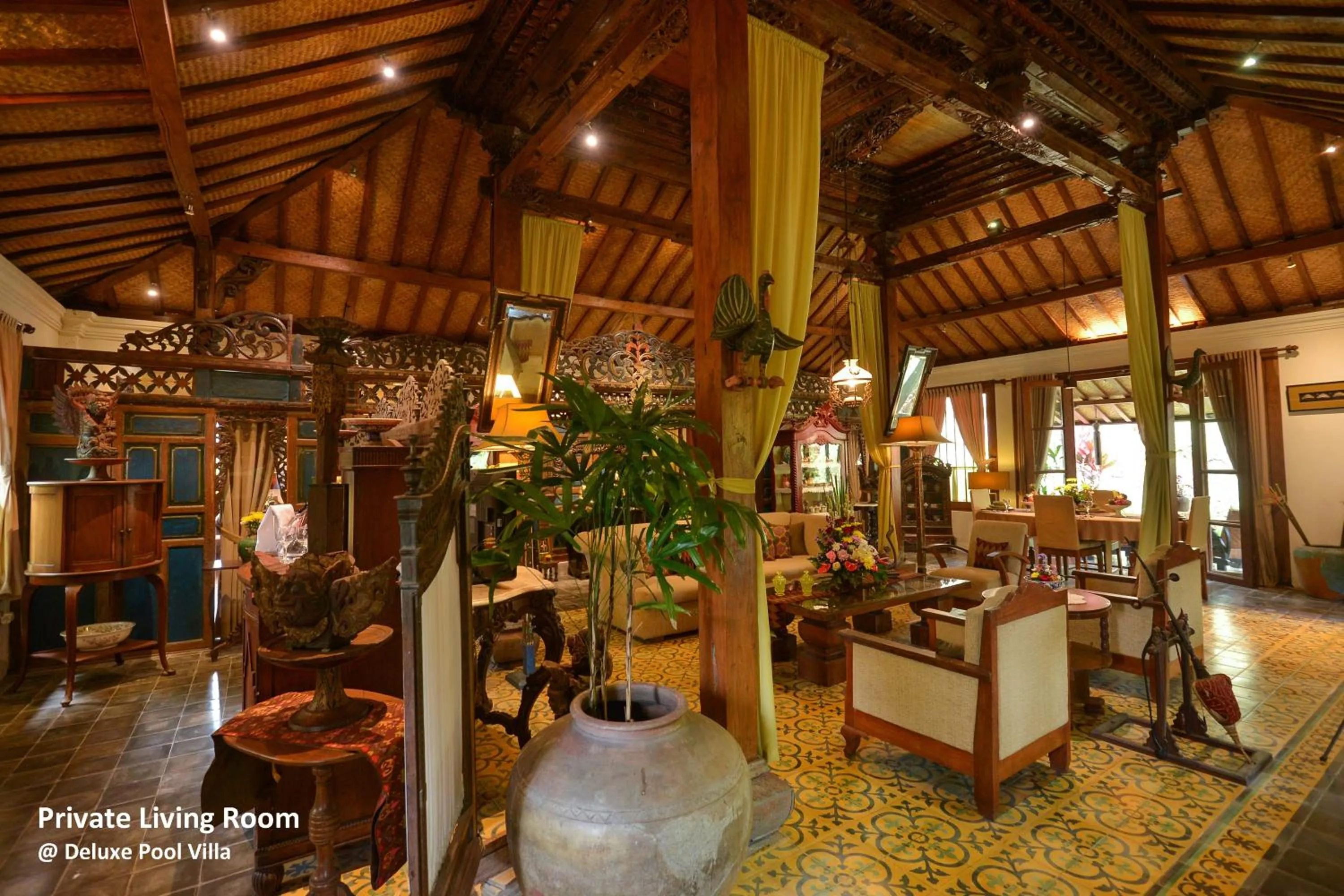Living room in Ubud Syailendra Villas