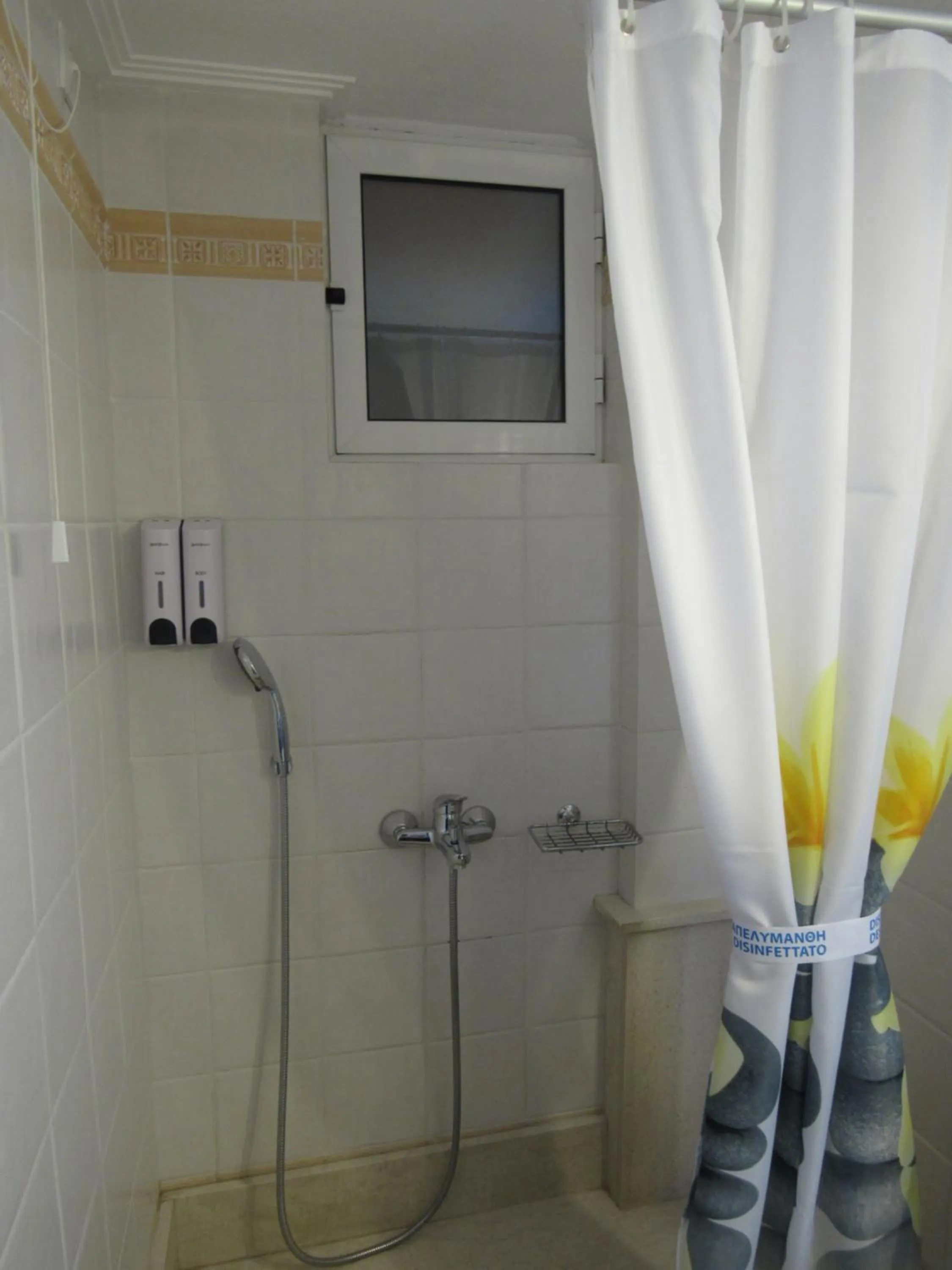 Shower in Kallisto studios