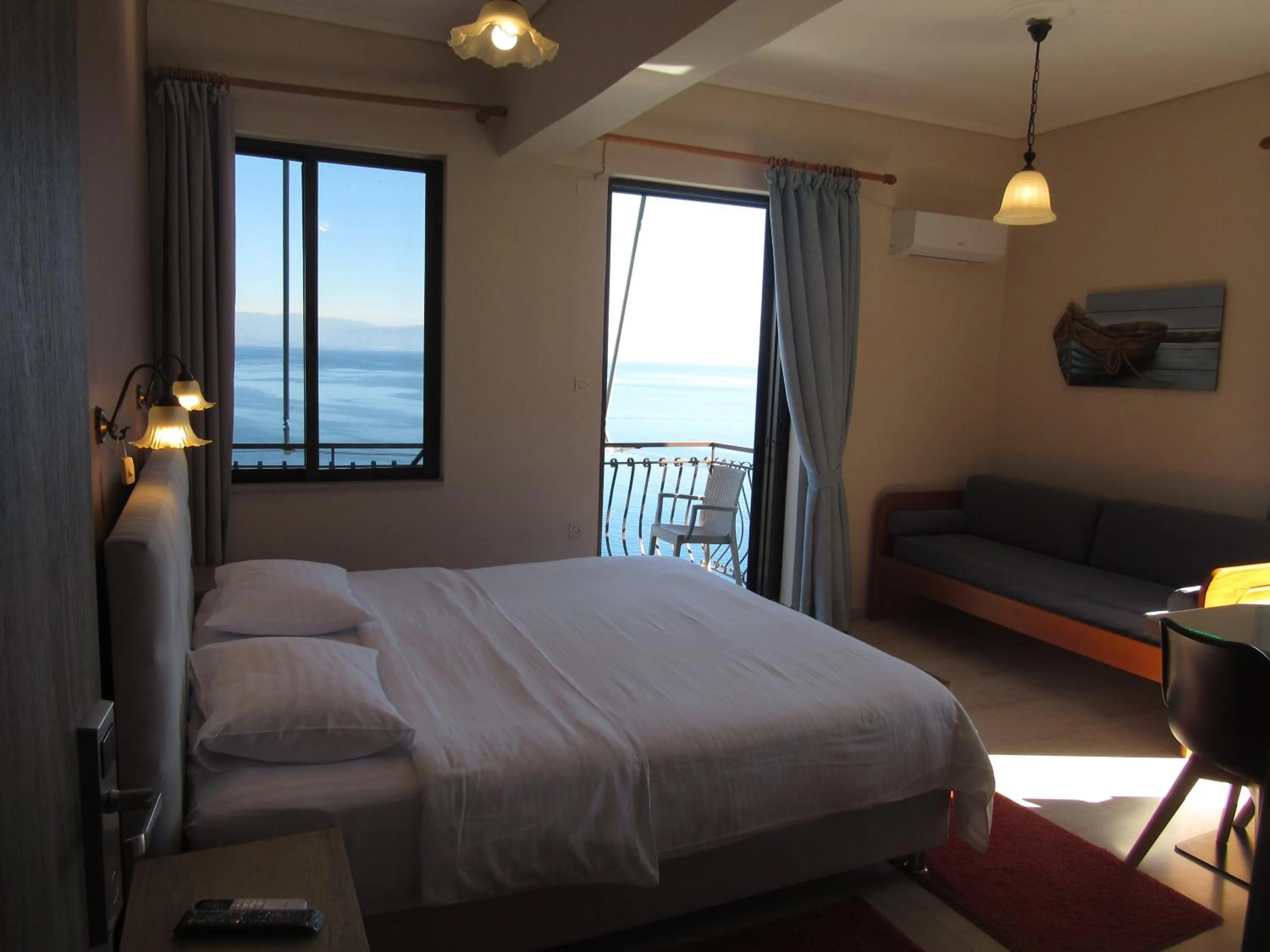 Bed in Kallisto studios