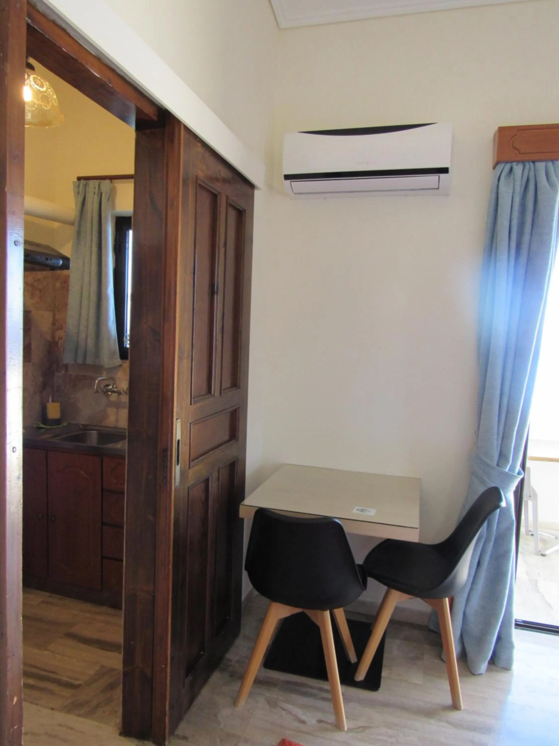 Photo of the whole room in Kallisto studios