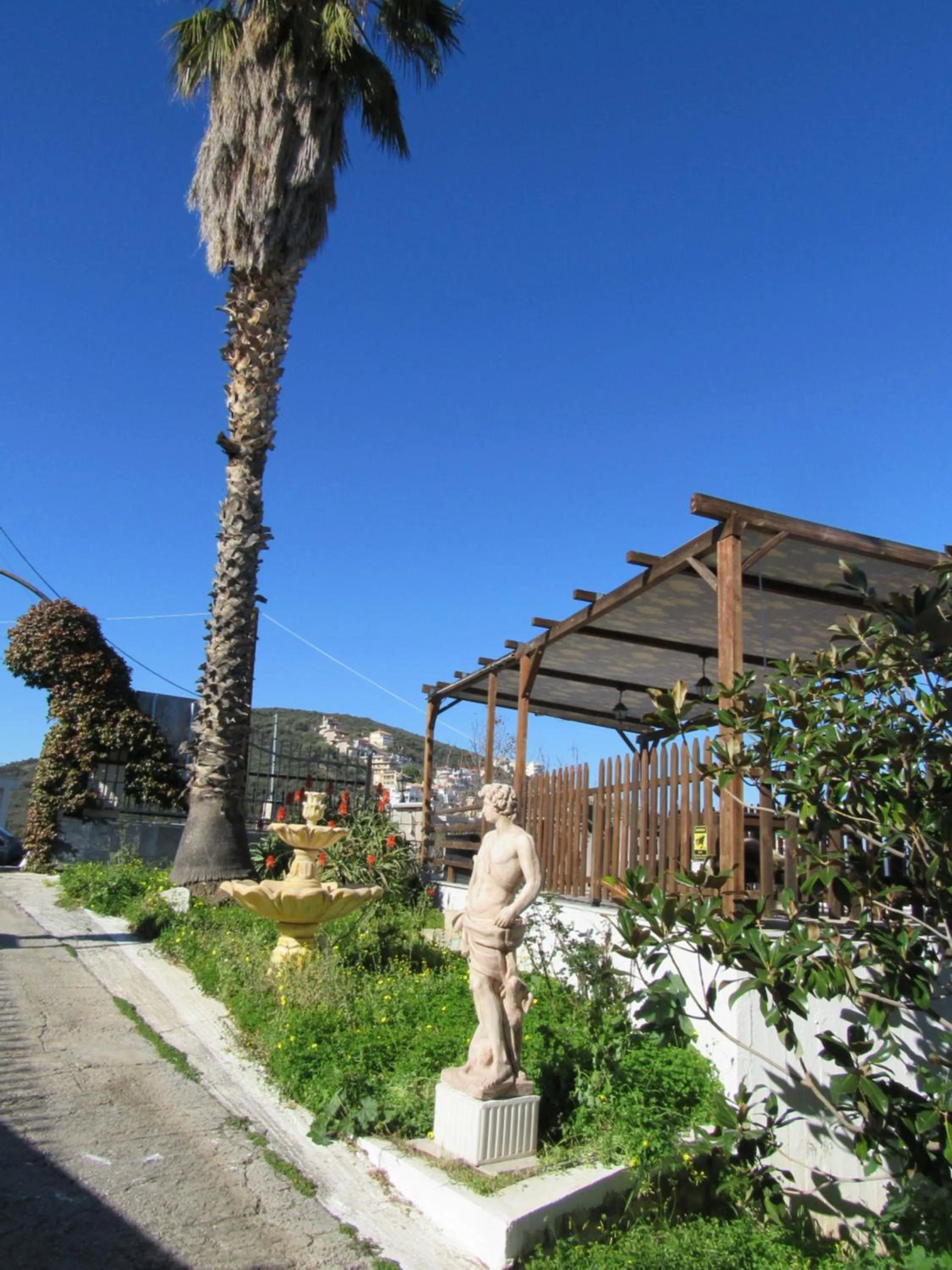 Patio in Kallisto studios