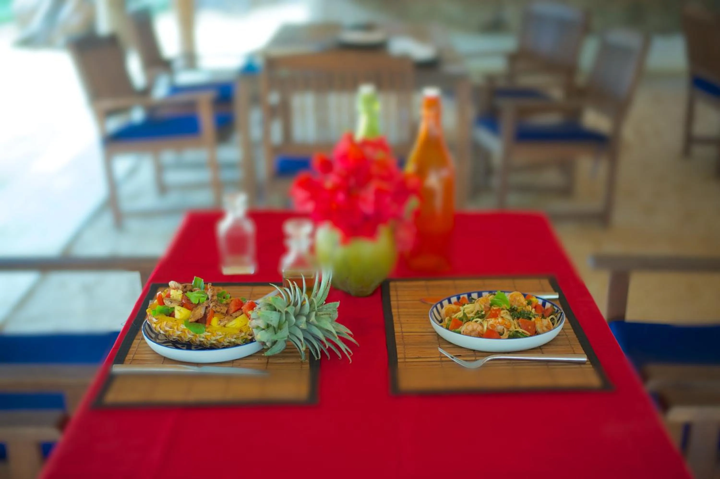 Restaurant/places to eat in Dolphin Beach Resort