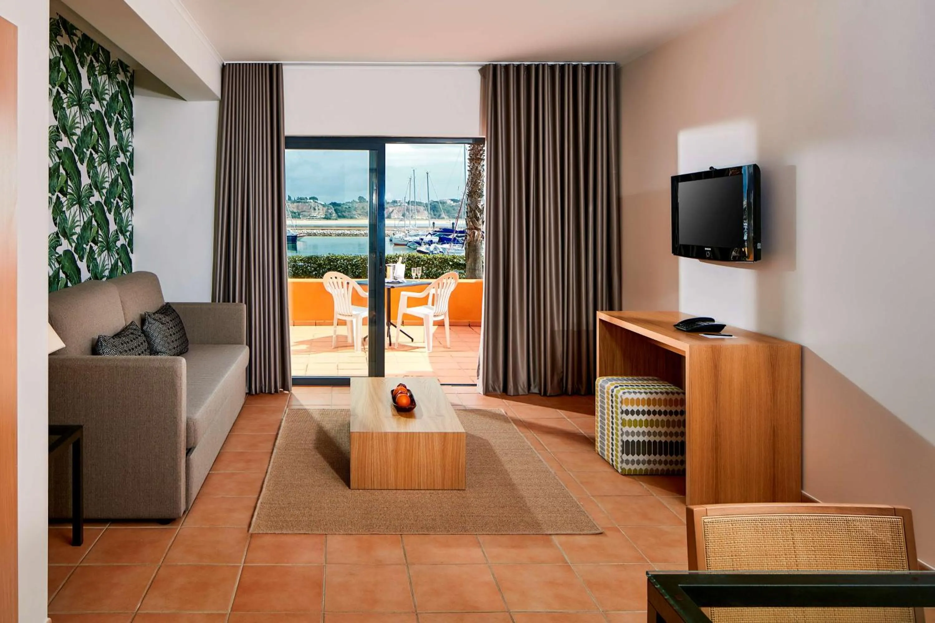 Living room in NH Marina Portimao Resort