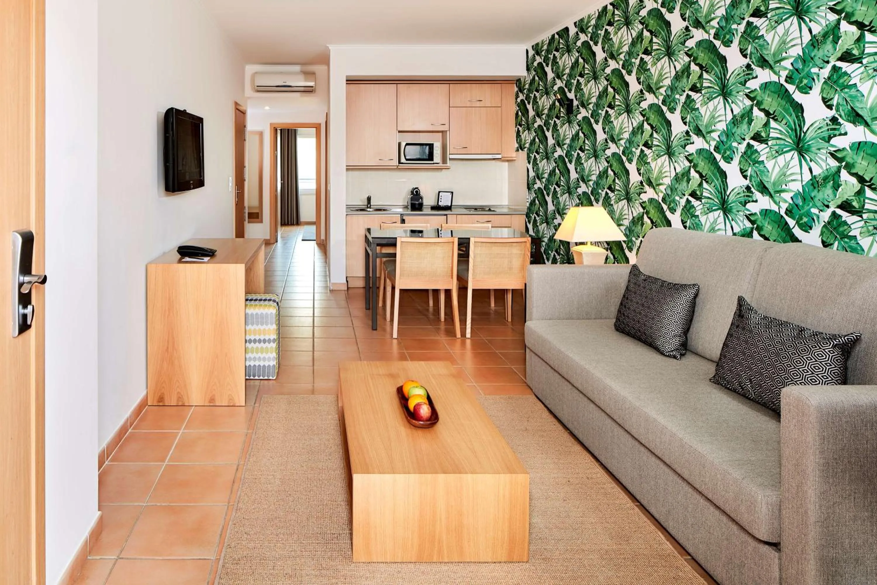 Kitchen or kitchenette in NH Marina Portimao Resort