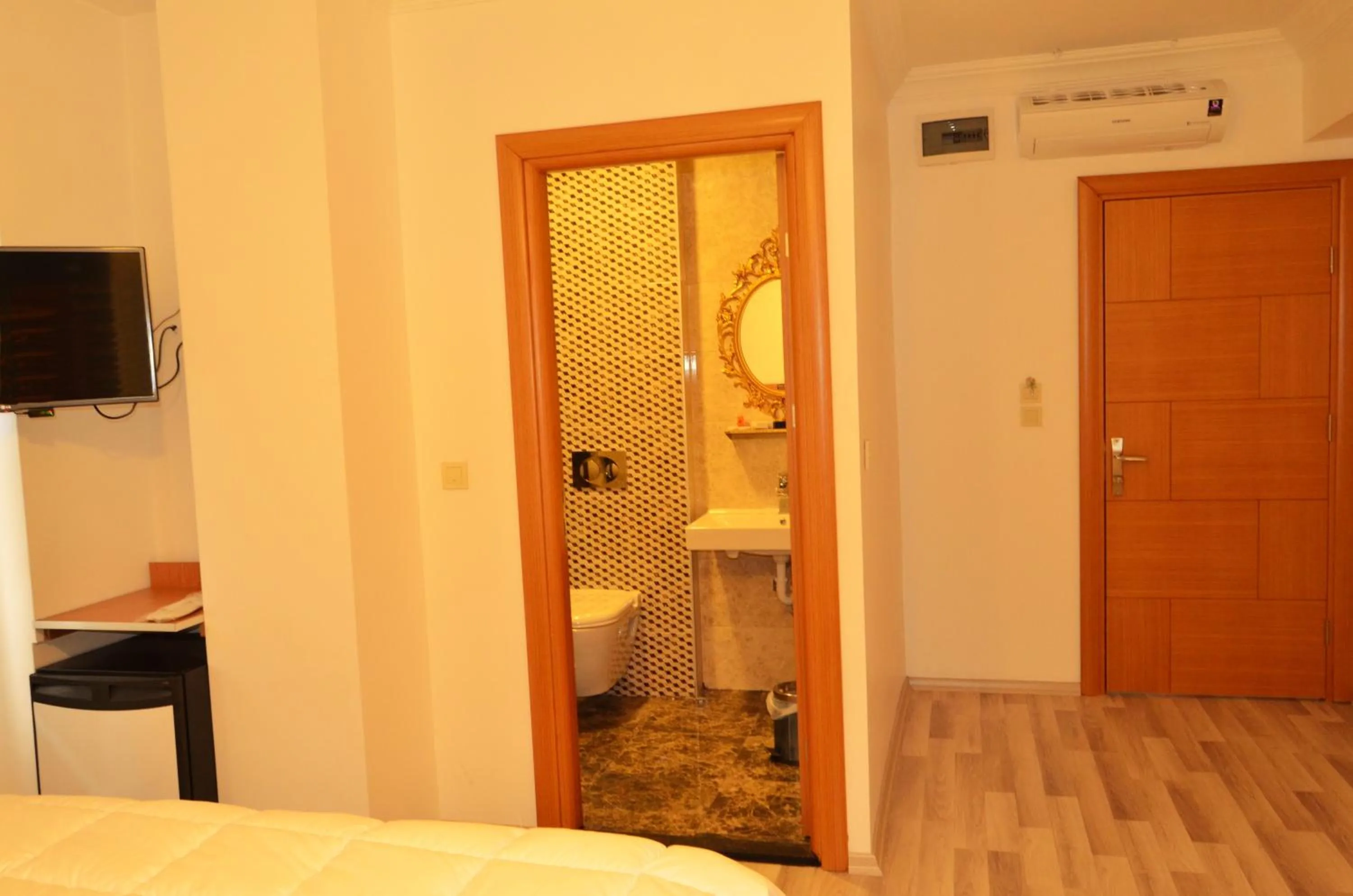 Decorative detail, Bed in Hotel Yonca