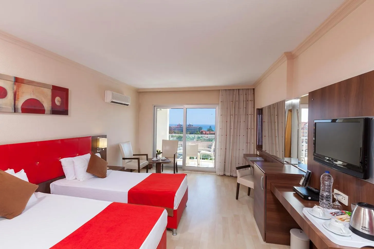 TV and multimedia, Bed in Side Kum Hotel