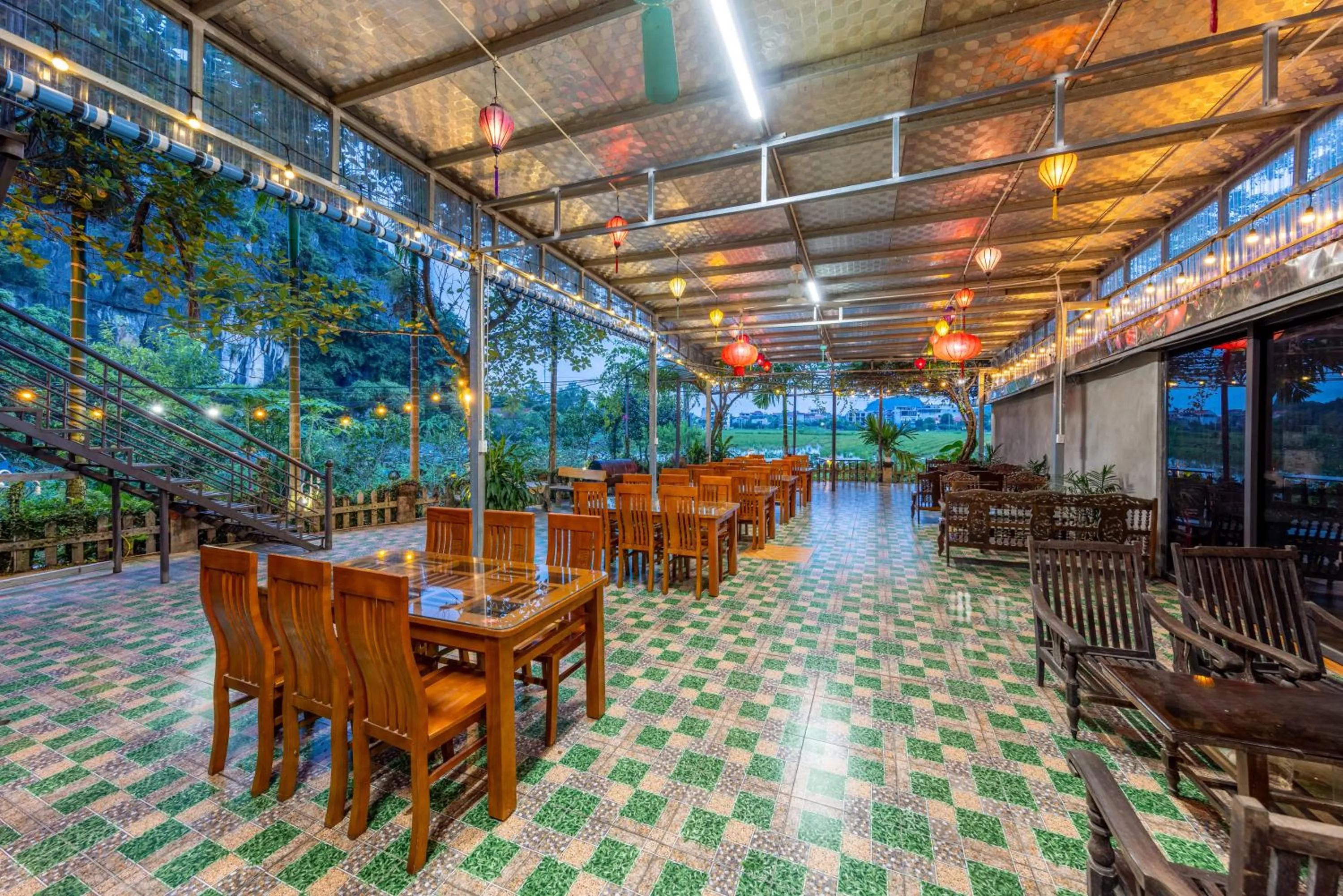 Restaurant/places to eat in Eco Field Nest Tam Coc