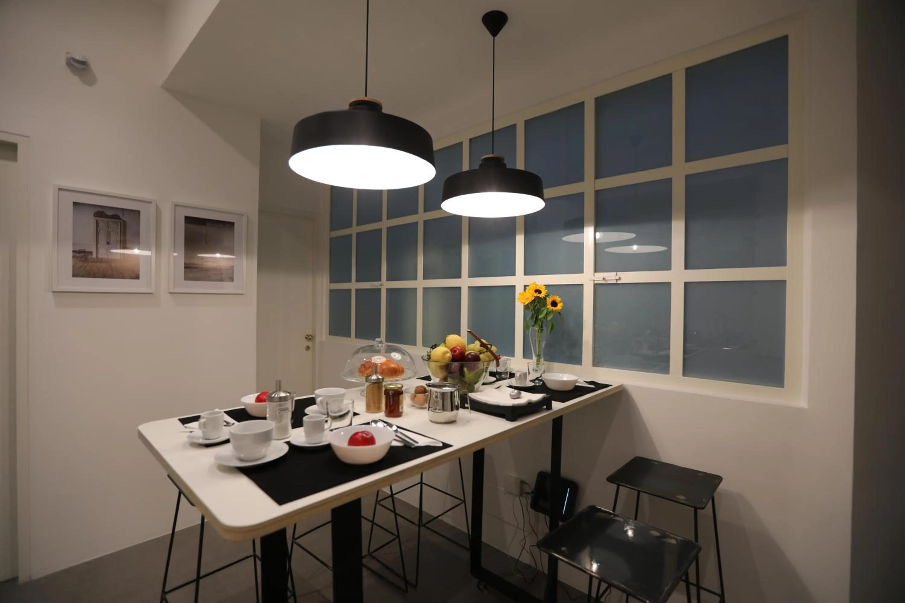 Breakfast in The Station Napoli