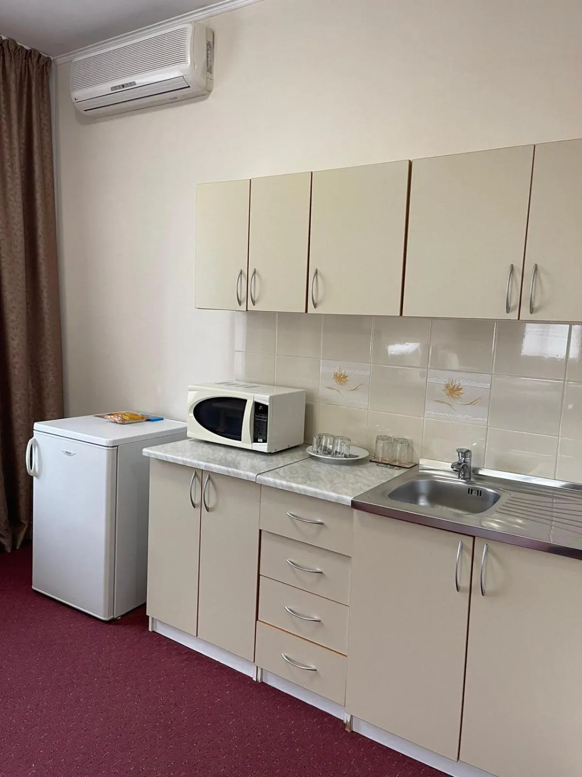 Kitchen or kitchenette in Alma