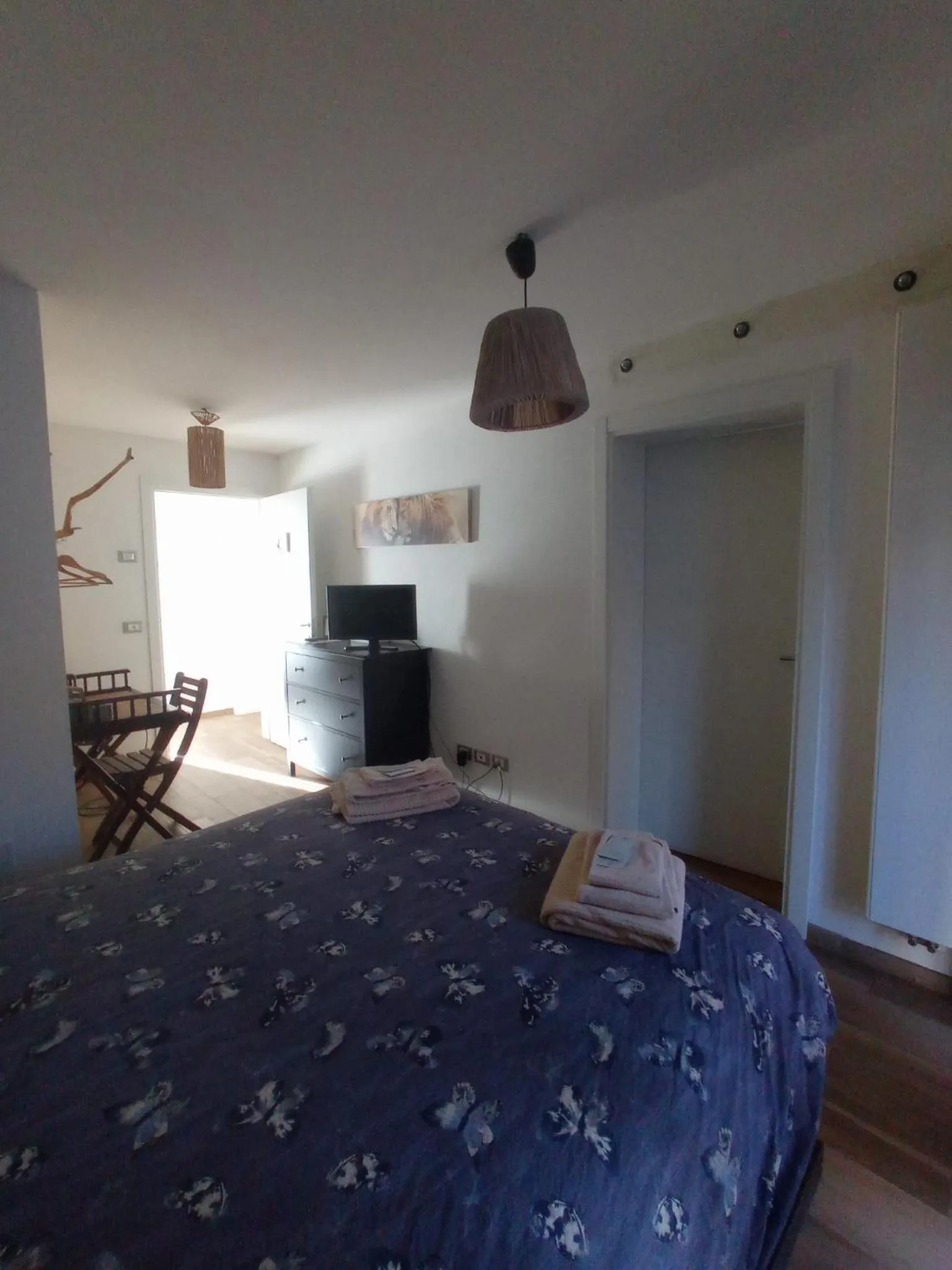 Bed in La Tana del Ghiro Locazione Turistica