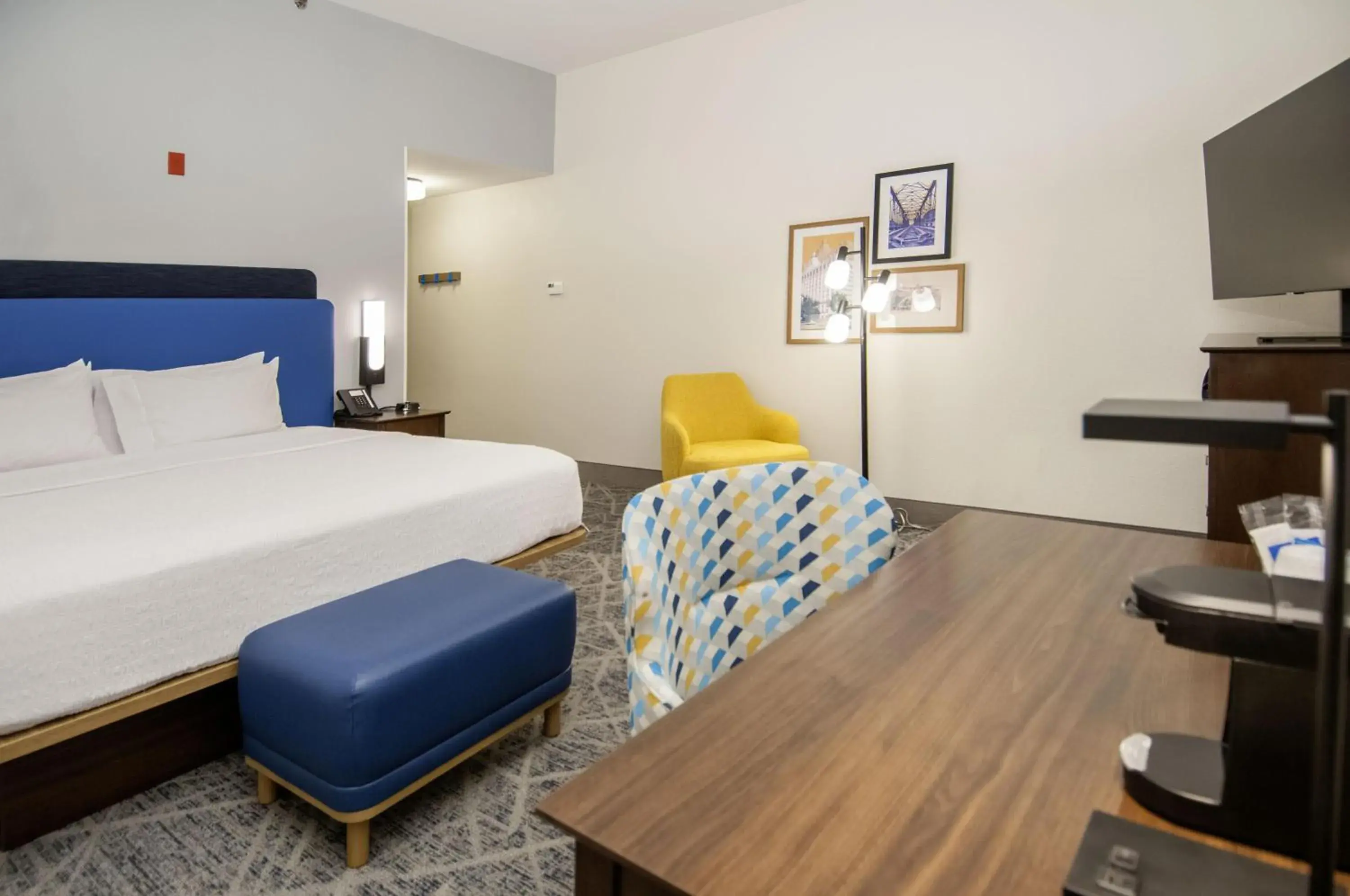 King Room with King Bed - Non-Smoking in Hampton Inn West Monroe King Room with King Bed - Non-Smoking in Hampton Inn West Monroe