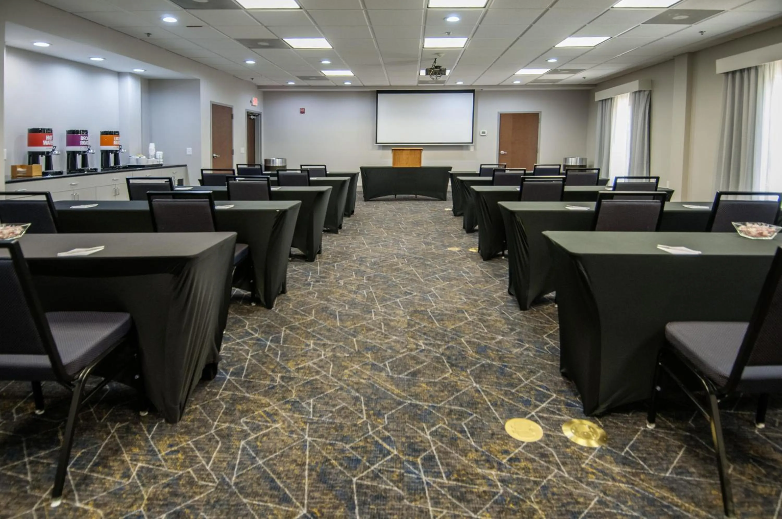 Meeting/conference room in Hampton Inn West Monroe