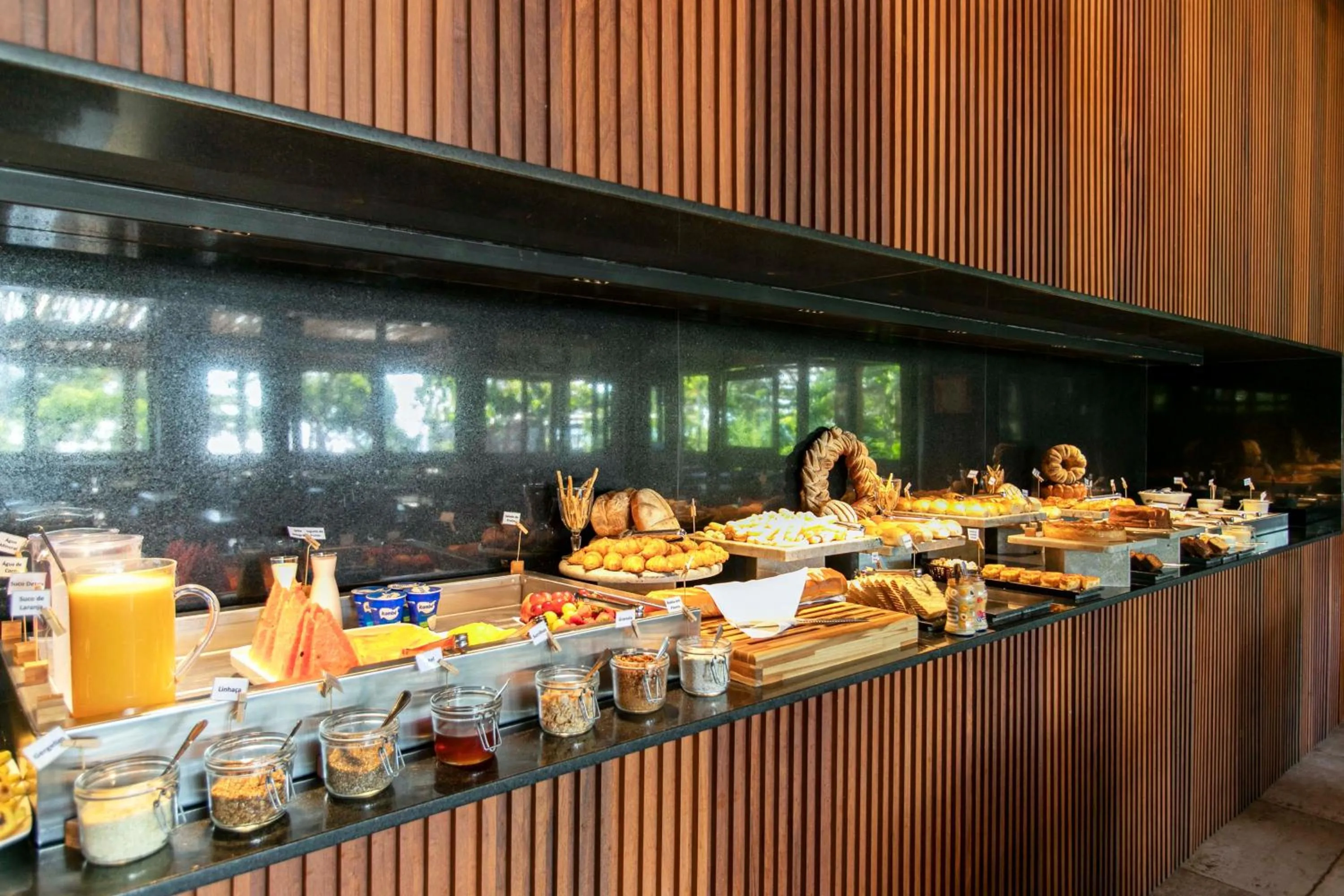 Breakfast in Kûara Hotel