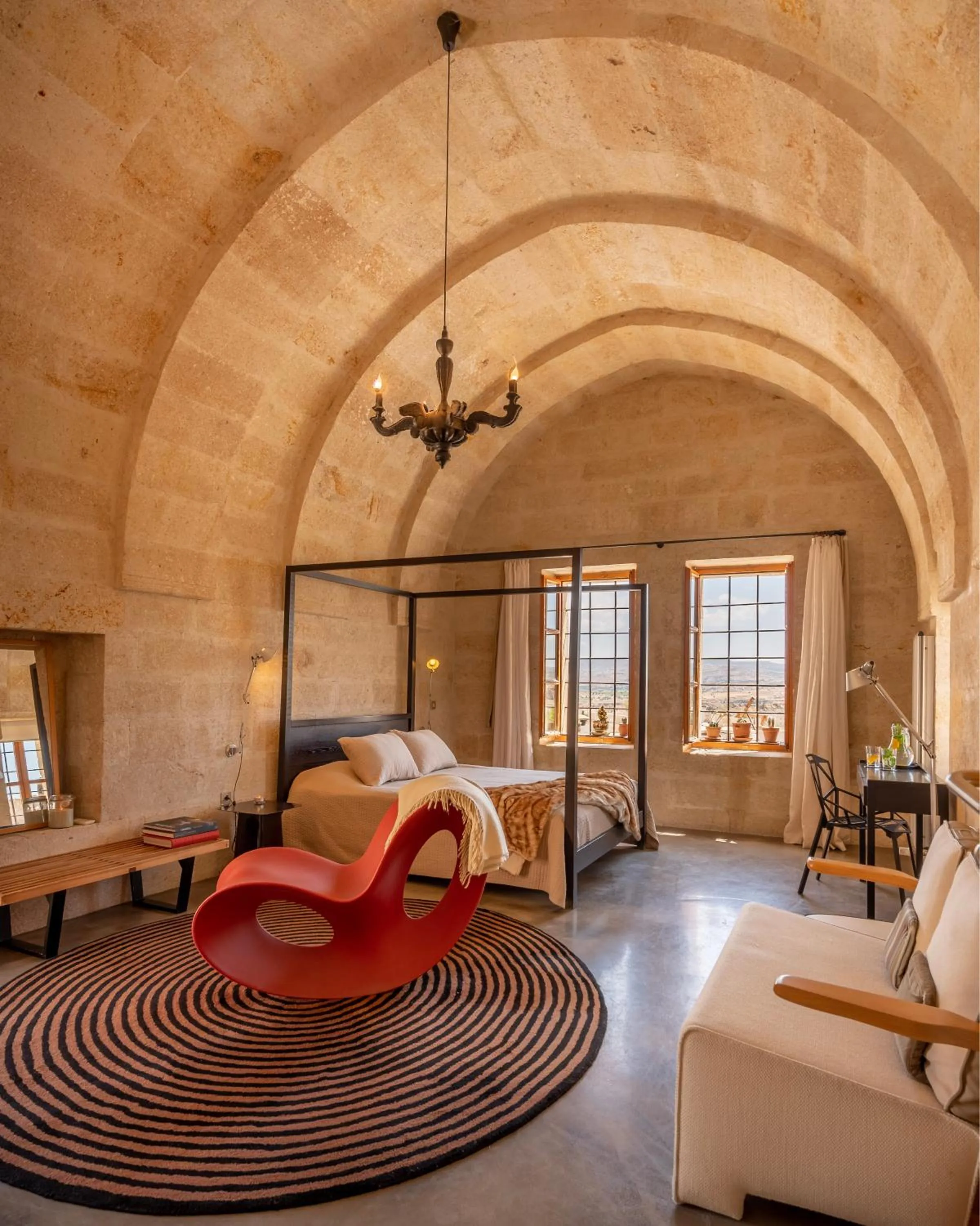 Photo of the whole room, Bed in Serinn House