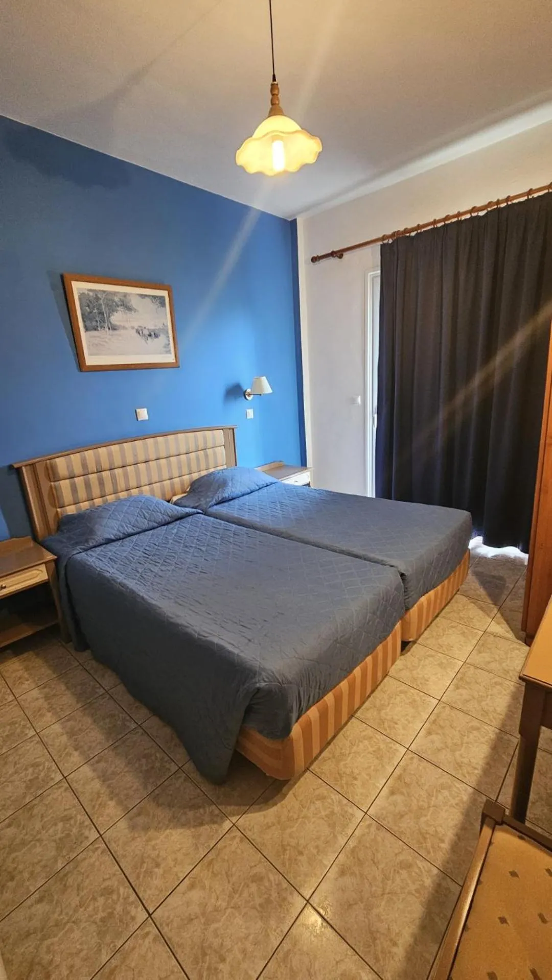 Bedroom, Bed in Arte Annapolis Inn