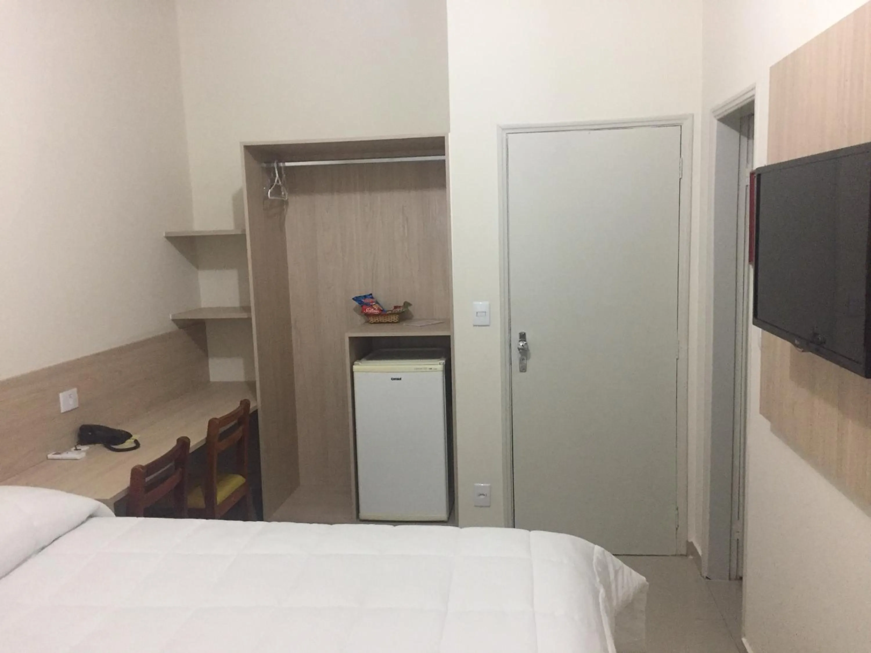 Bed in Santa Rosa Hotel