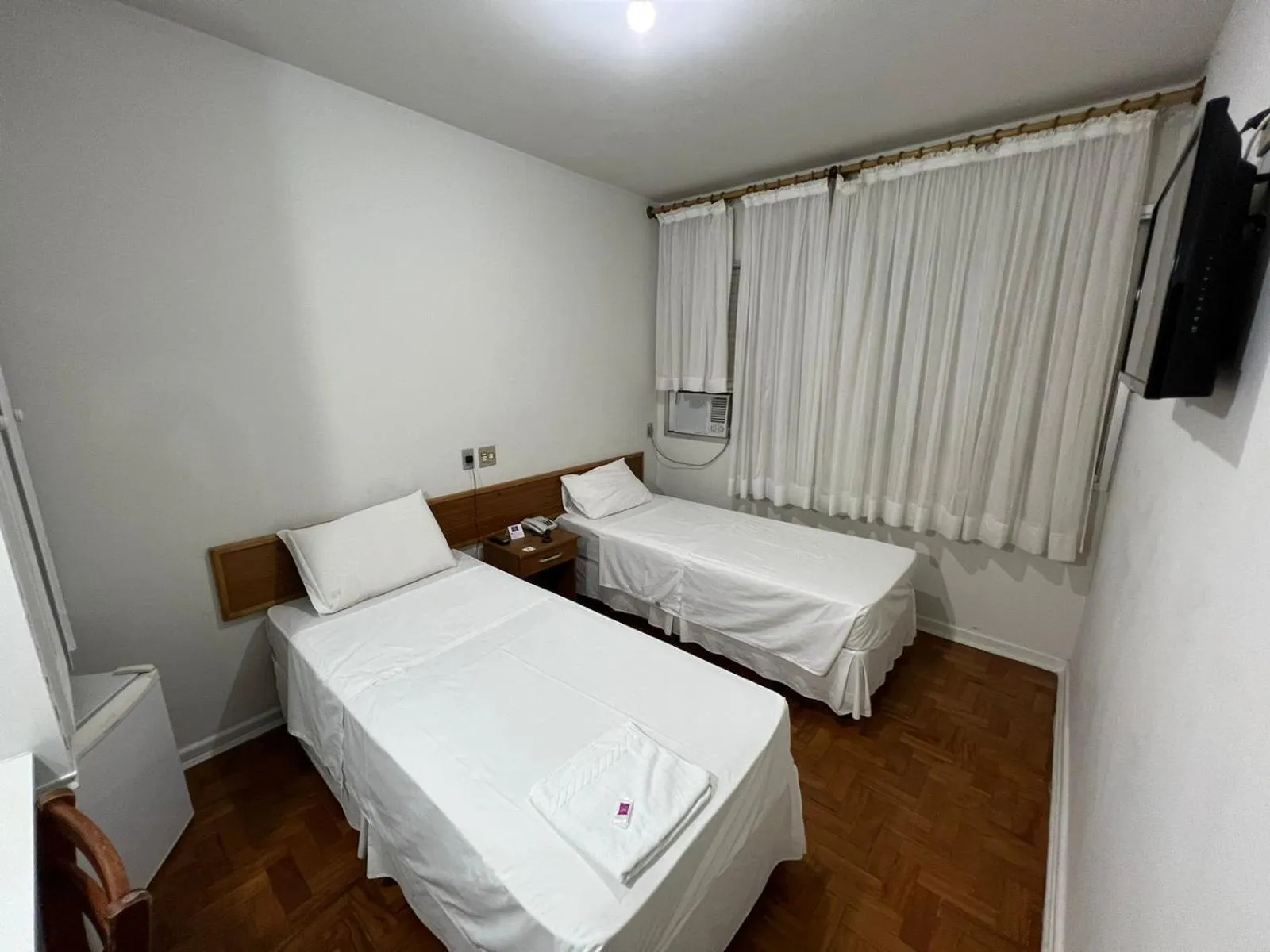 Bed in Santa Rosa Hotel