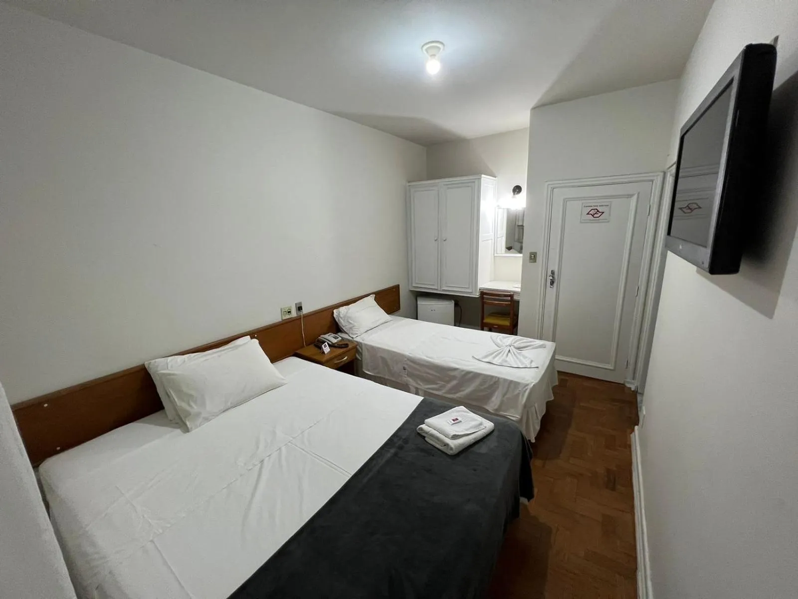 Bed in Santa Rosa Hotel