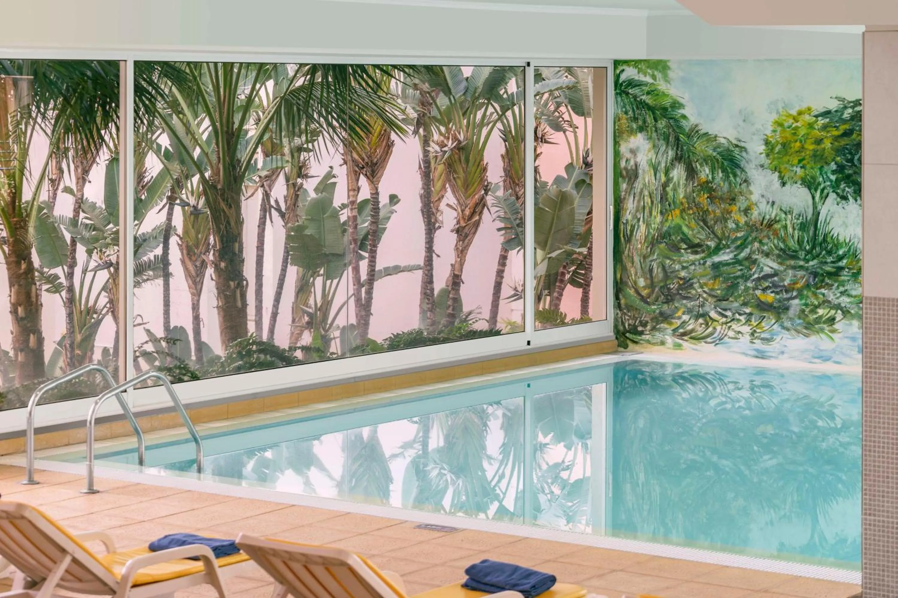 Pool view in Dorisol Mimosa Studio Hotel