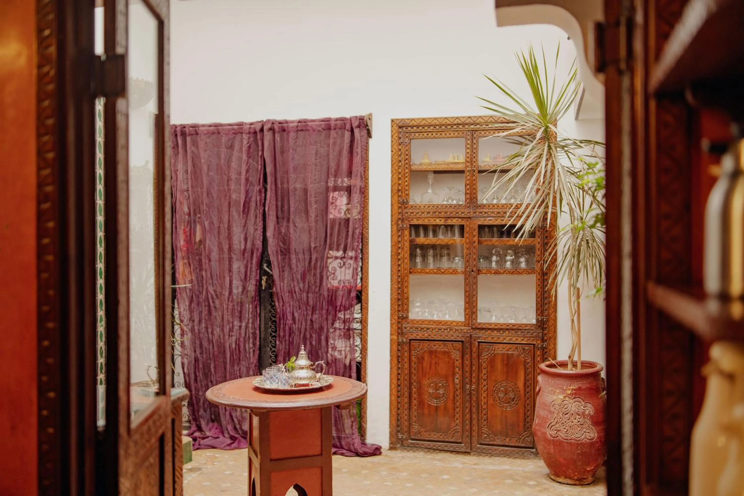 Communal kitchen in Outsite Marrakesh