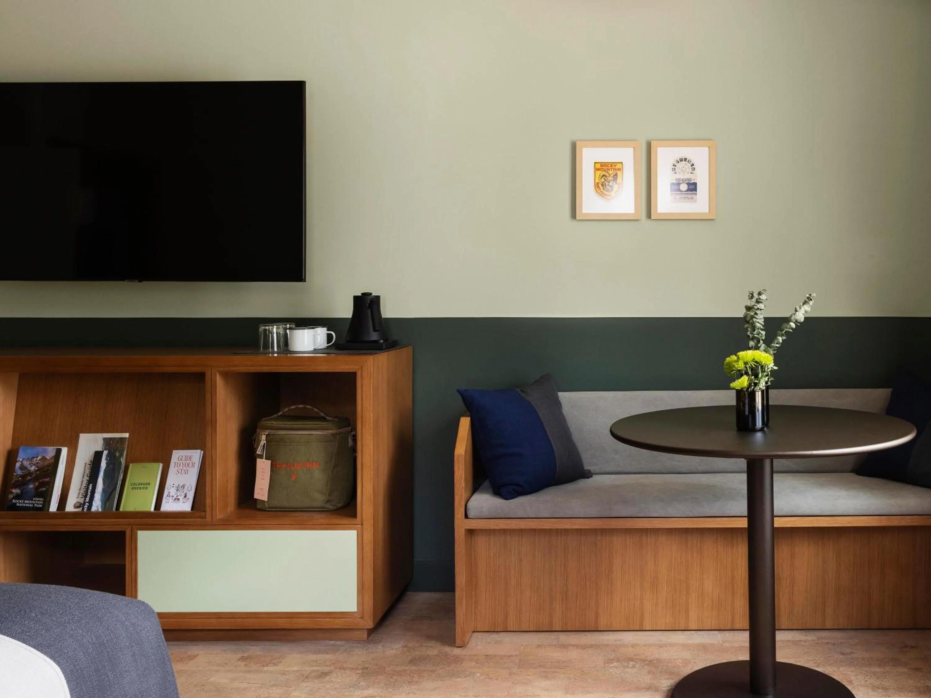 TV and multimedia in Trailborn Rocky Mountains Outpost