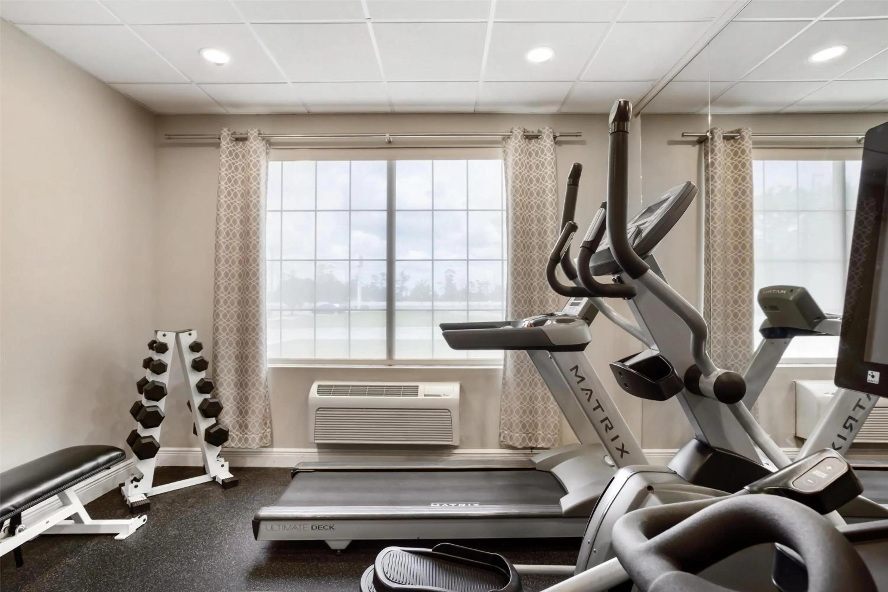 Fitness centre/facilities in Best Western Plus Executive Hotel & Suites