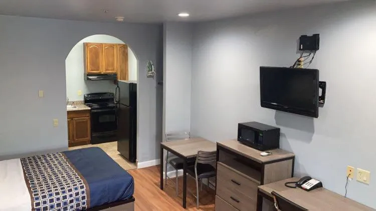 Palace Inn - Baytown I-10