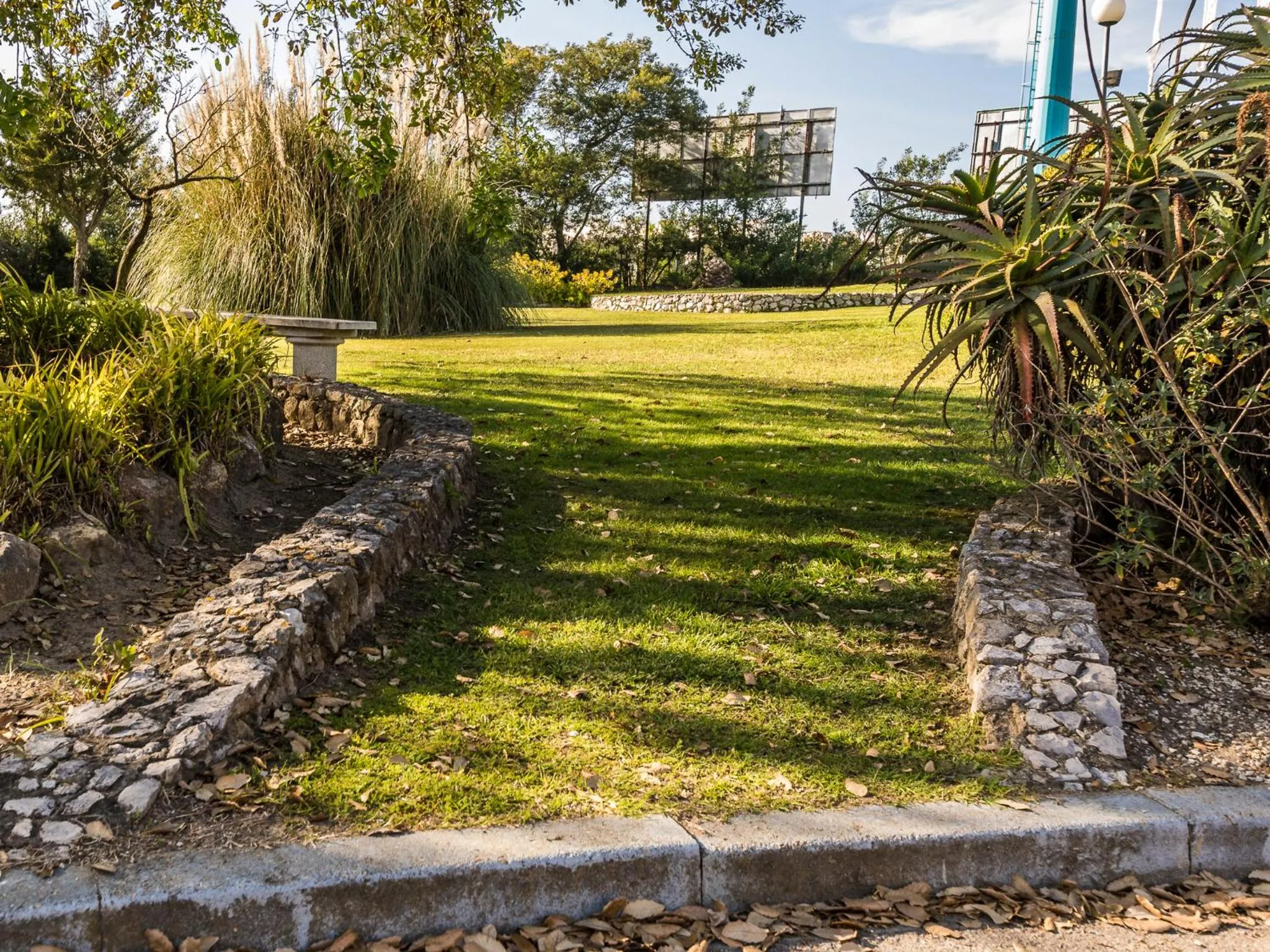 Garden in Hotel Campanile Setubal