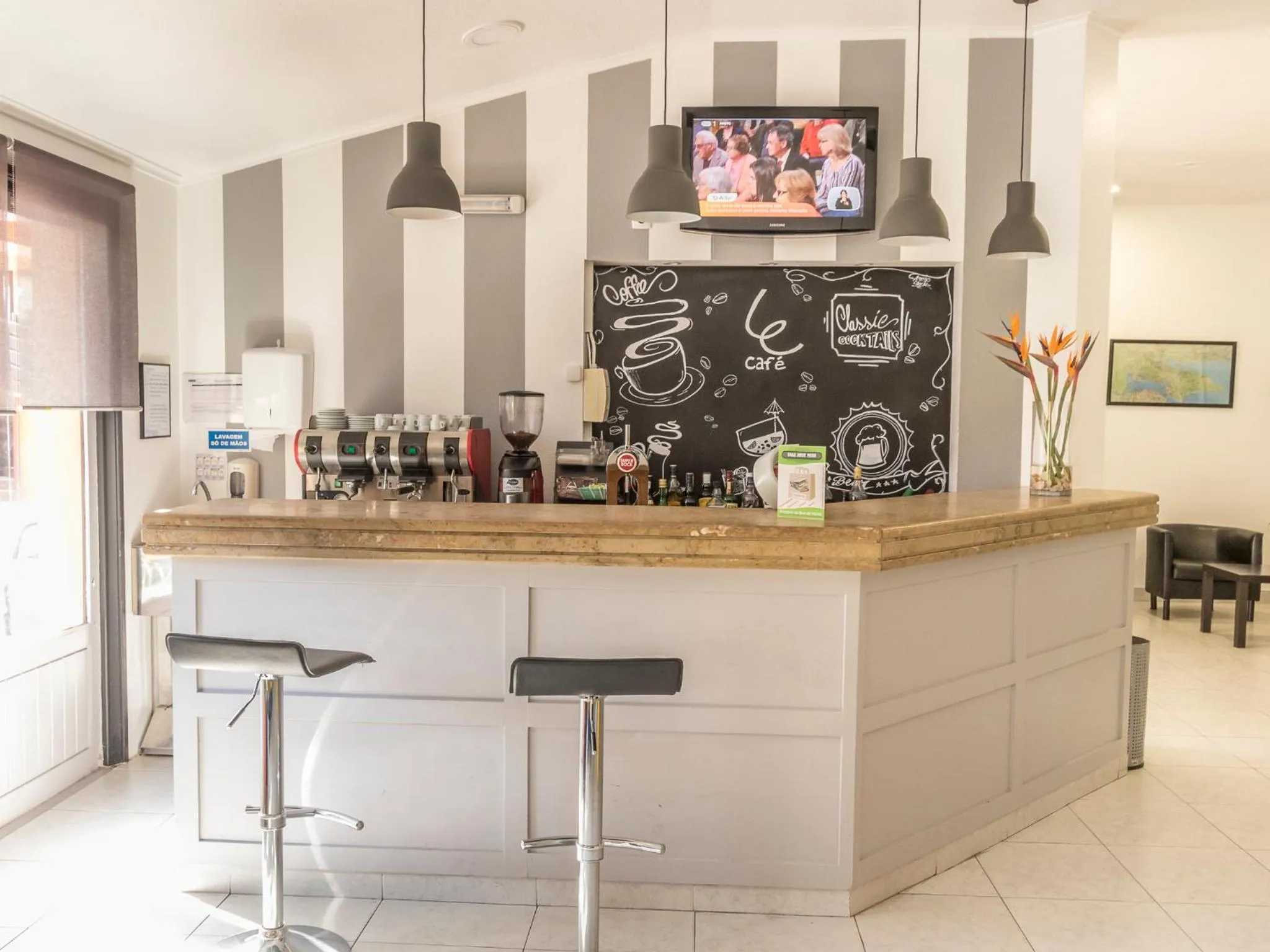 Lounge or bar in Hotel Campanile Setubal