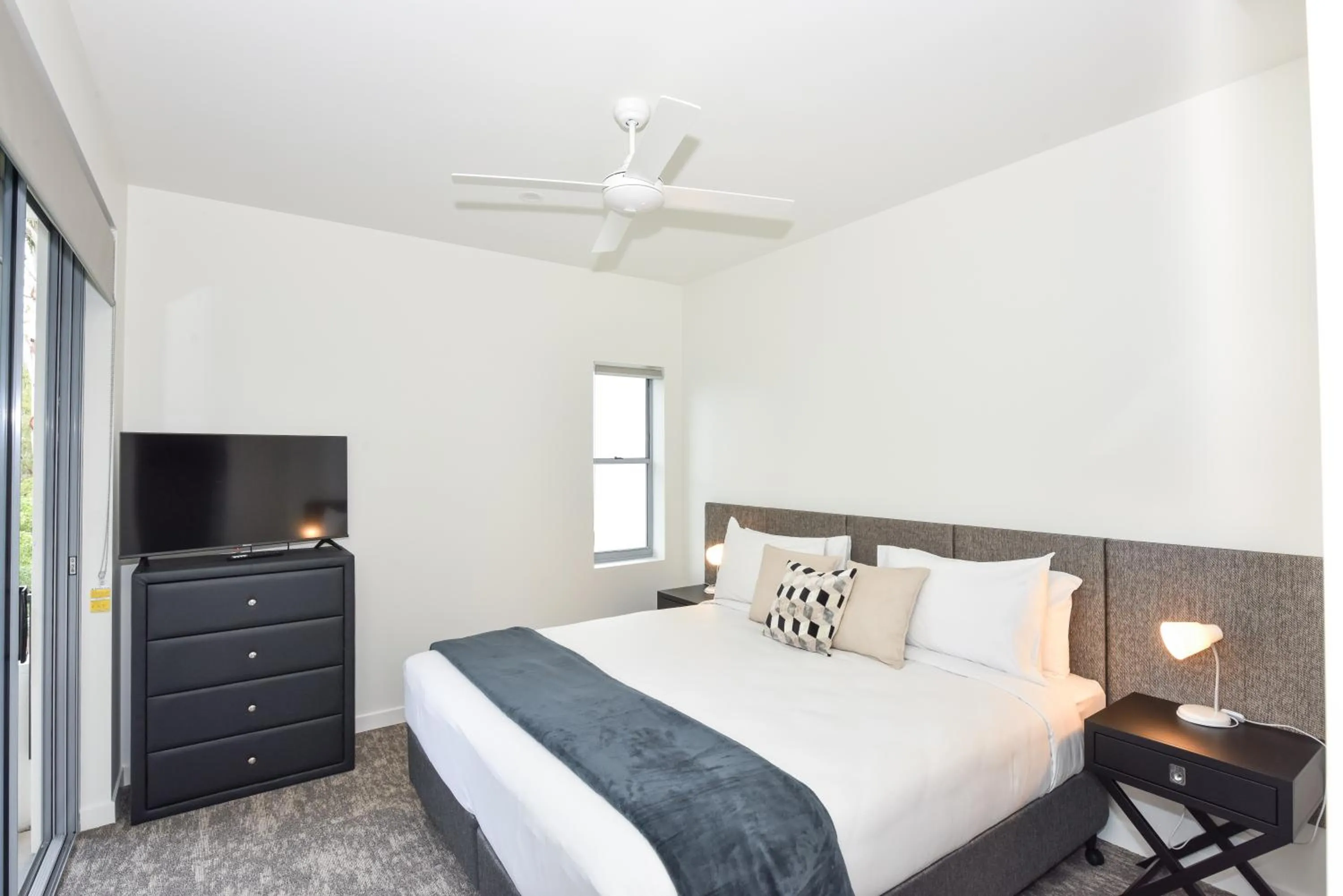 Bed in Brisbane International Virginia