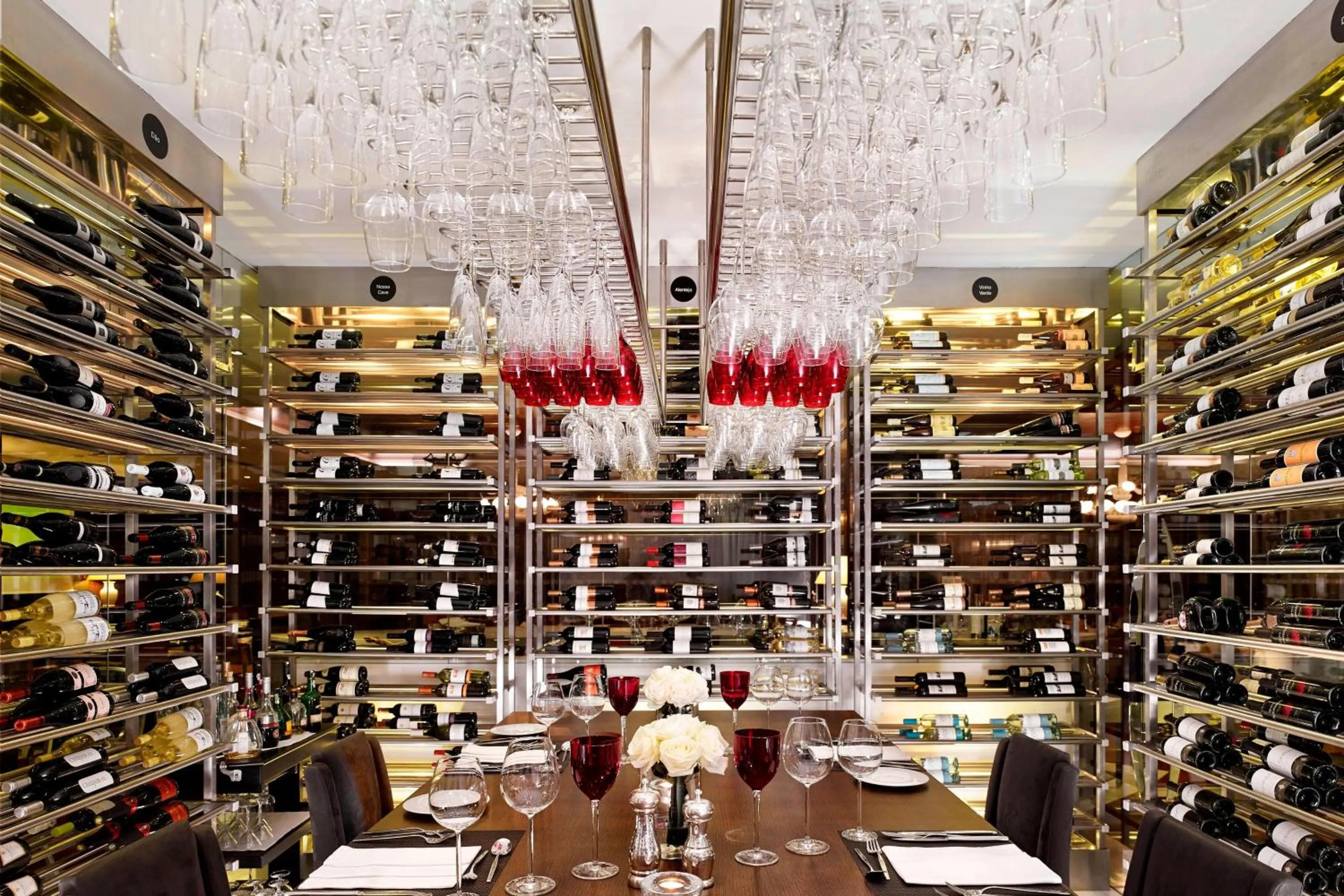 Restaurant/places to eat in Sheraton Porto Hotel & Spa