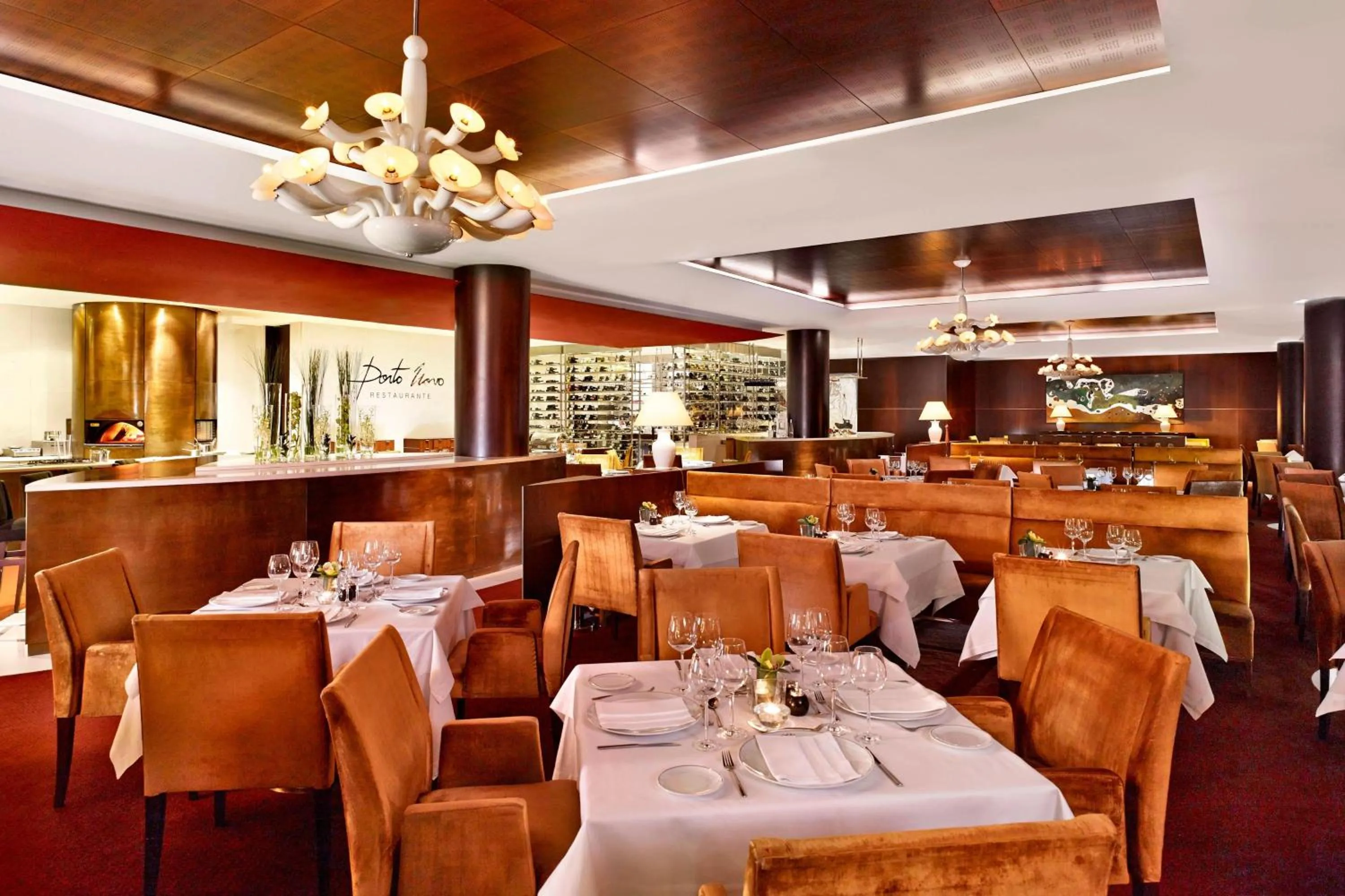 Restaurant/places to eat in Sheraton Porto Hotel & Spa