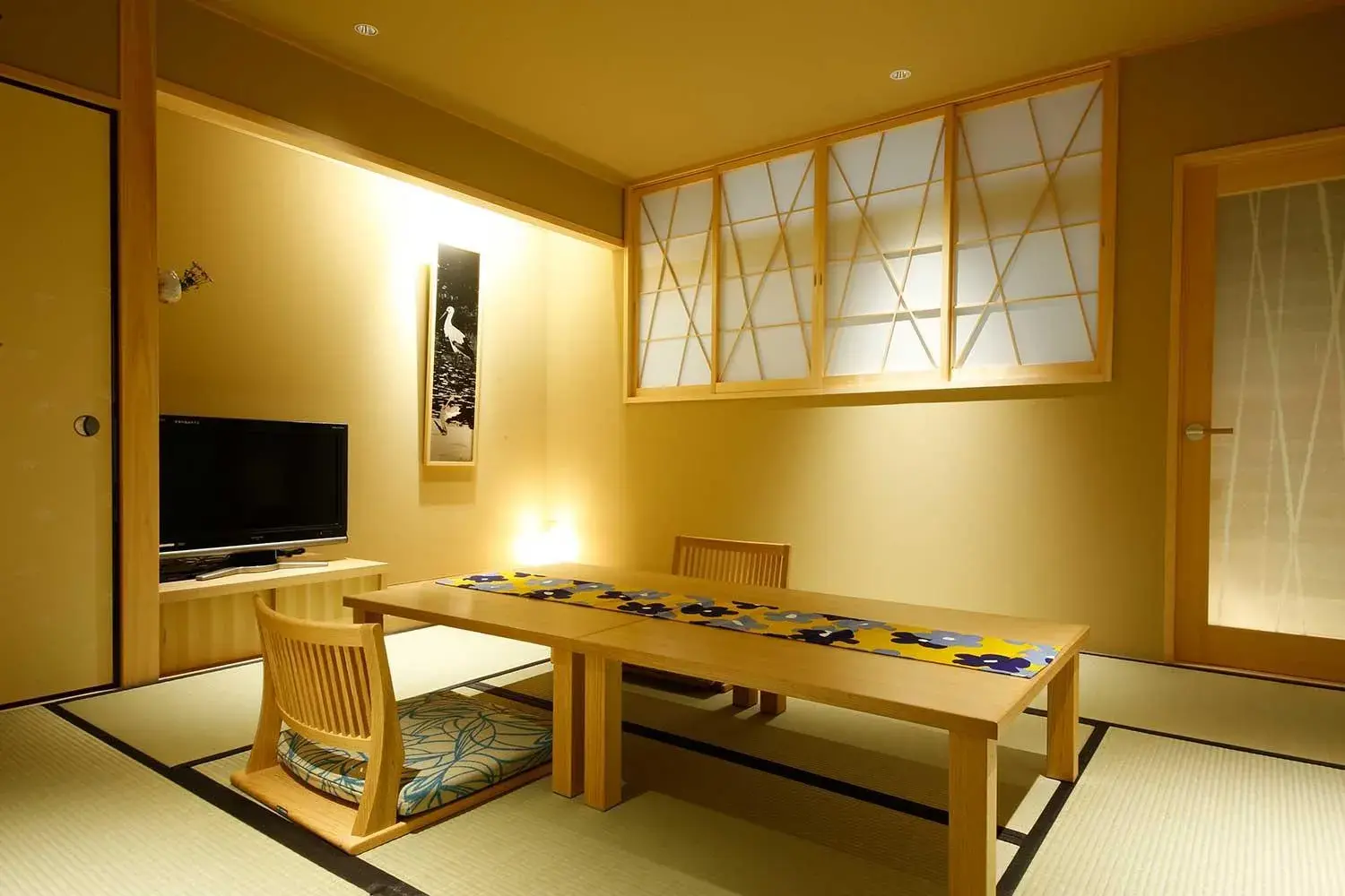 Quadruple Room with Private External Bathroom in Yuraku Kinosaki Spa & Gardens Quadruple Room with Private External Bathroom in Yuraku Kinosaki Spa & Gardens