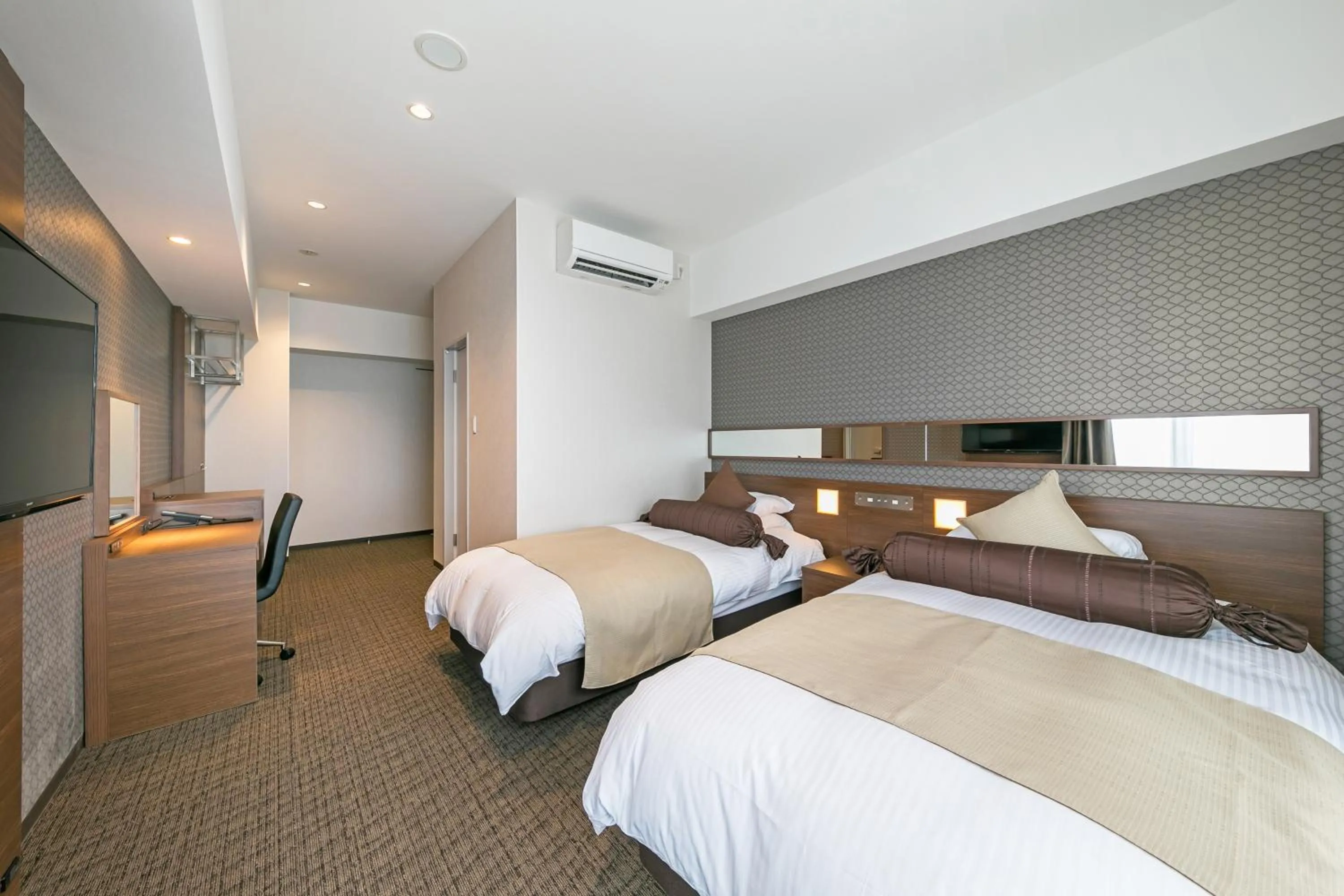 Bed in Hotel Miyahira