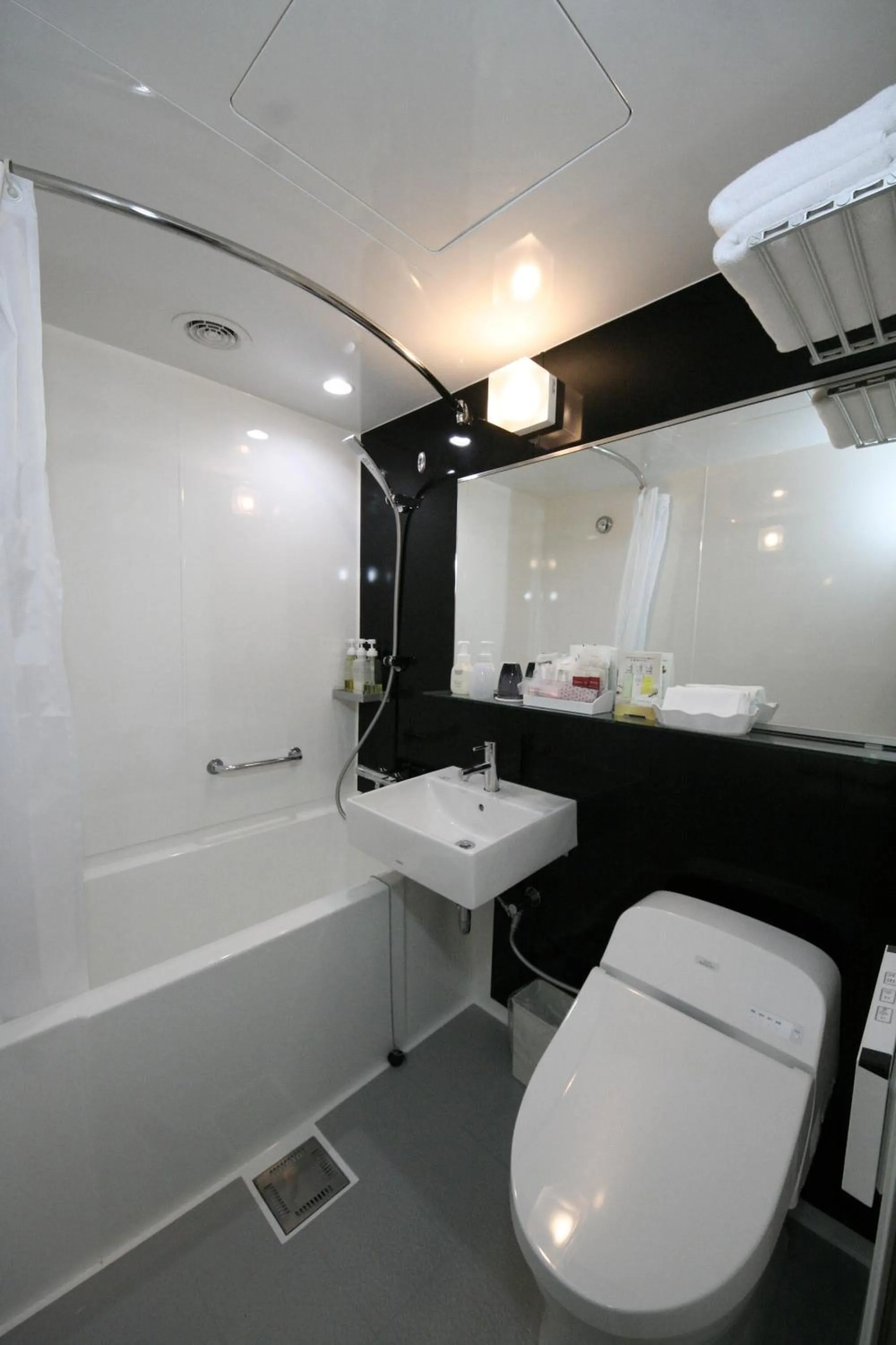 Photo of the whole room in Hotel Miyahira