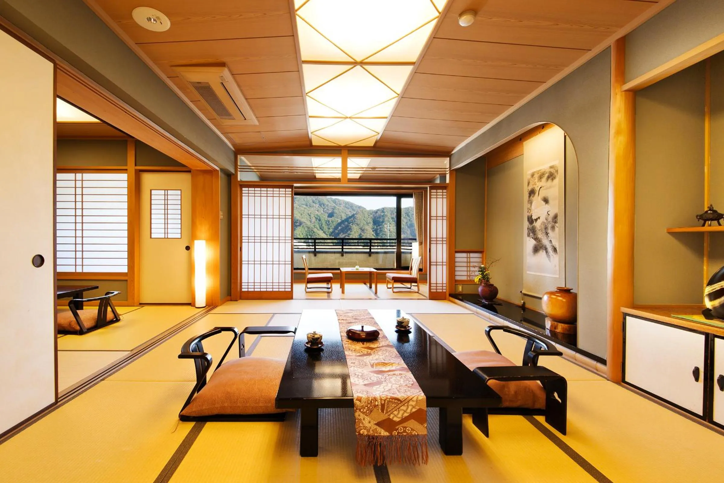 Photo of the whole room in Kawaguchiya Kinosaki Riverside Hotel