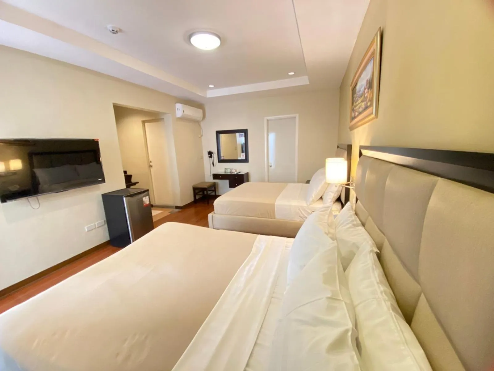 Bedroom, Bed in Prism Hotel