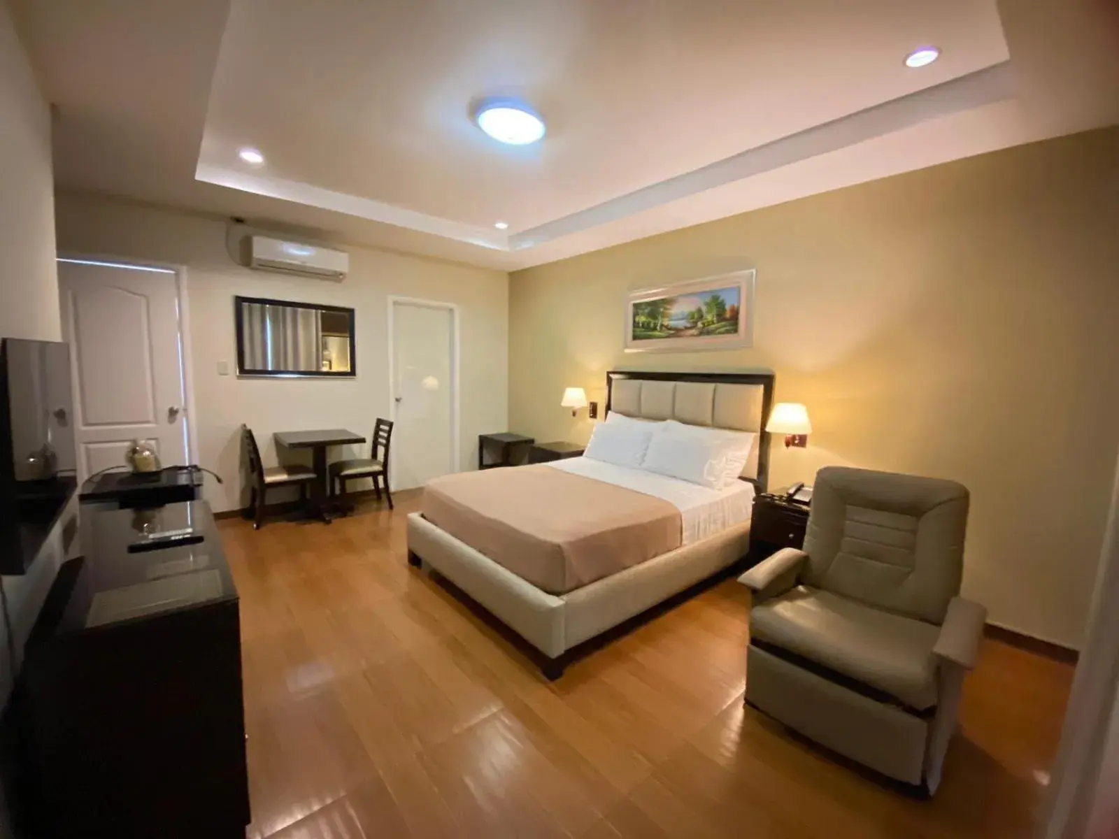 Studio with Pool View in Prism Hotel Studio with Pool View in Prism Hotel