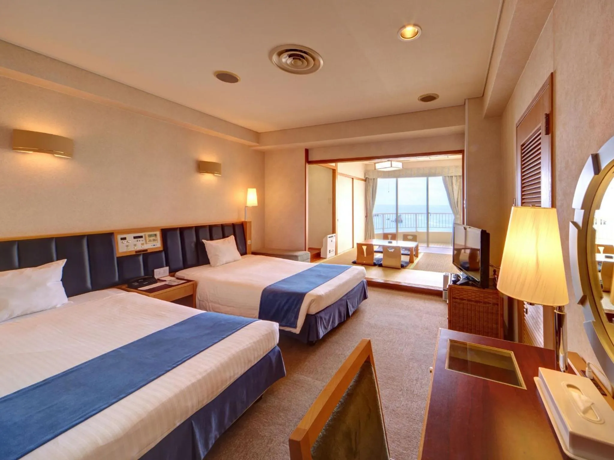 Bed in Hotel Resonex Nago