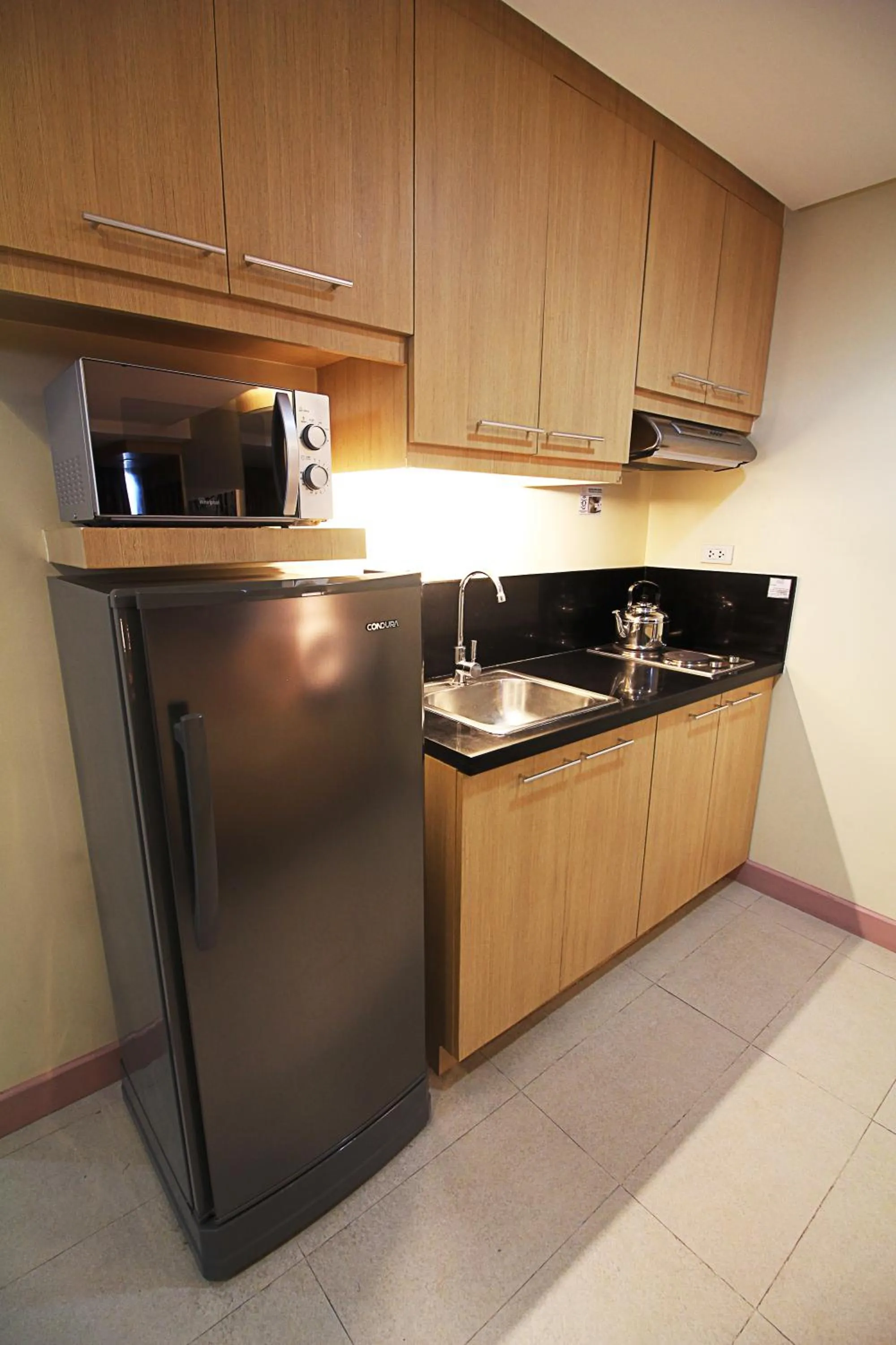 Kitchen or kitchenette in BSA Twin Towers