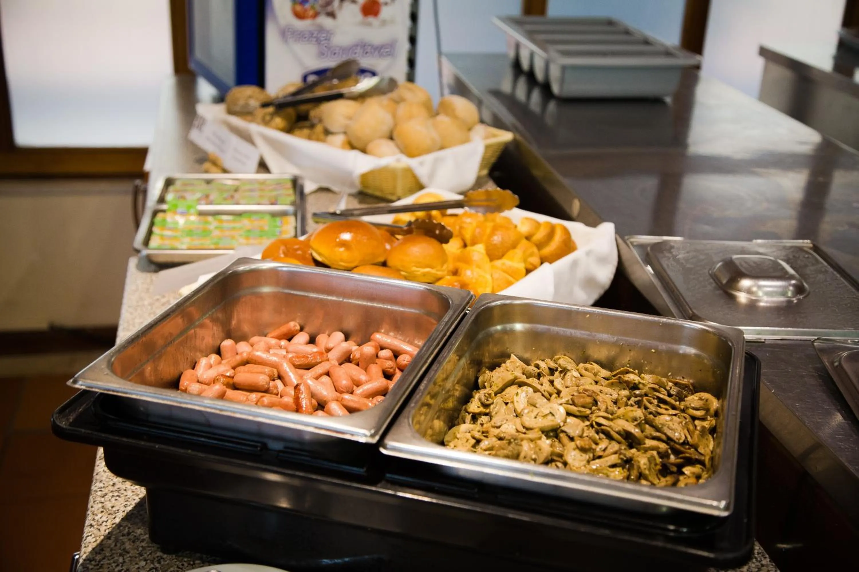 Buffet breakfast in Hotel Dom Fernando