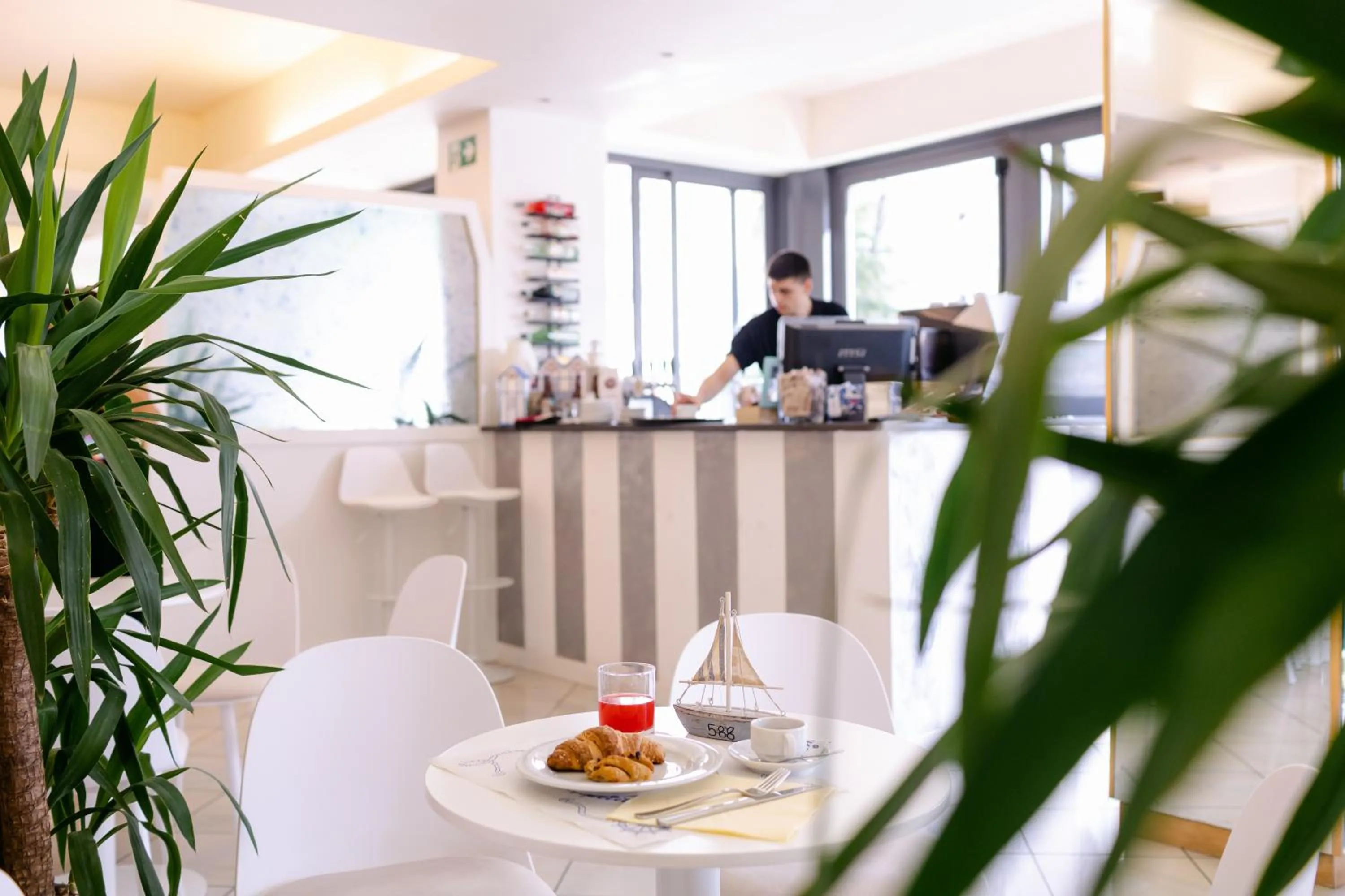 Breakfast in Hotel Golf